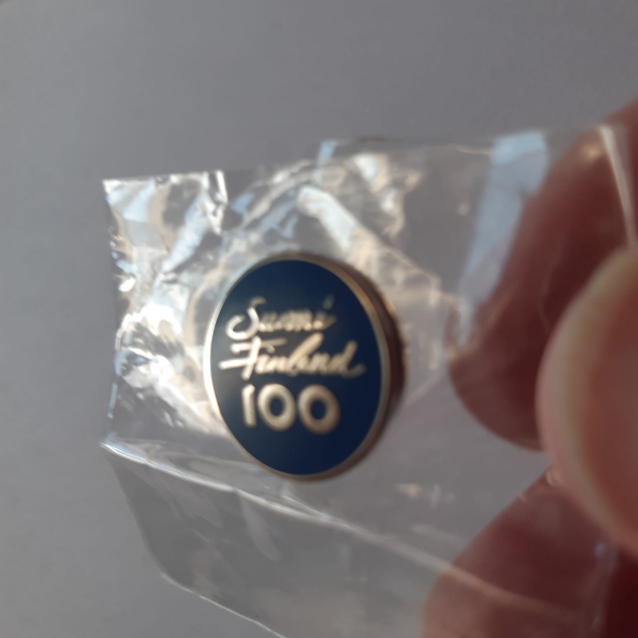 SUOMI 100-vuotta pinssi