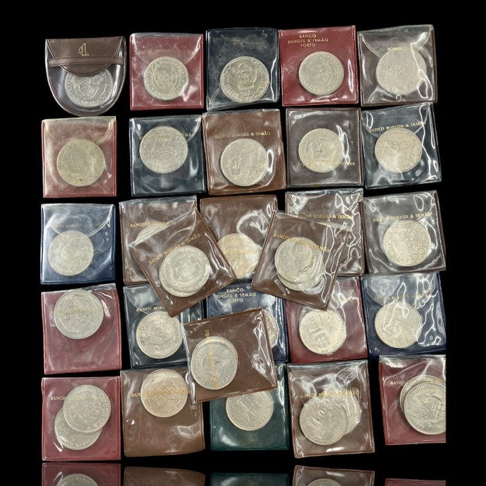 Portugali. Lote de 34 moedas comemorativas de 100 e 200 Escudos,