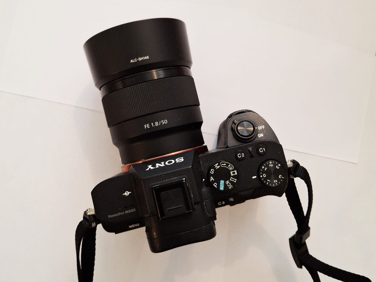 Sony A7 II + kaksi objektiivia/ Samsung 75mm f 1.8 ja Sony 50mm f