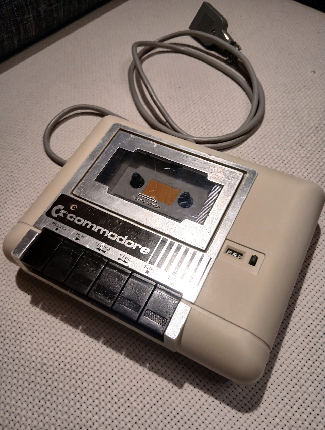 Commodore C2N kasettiasema - Commodore 64 / 128 / VIC-20