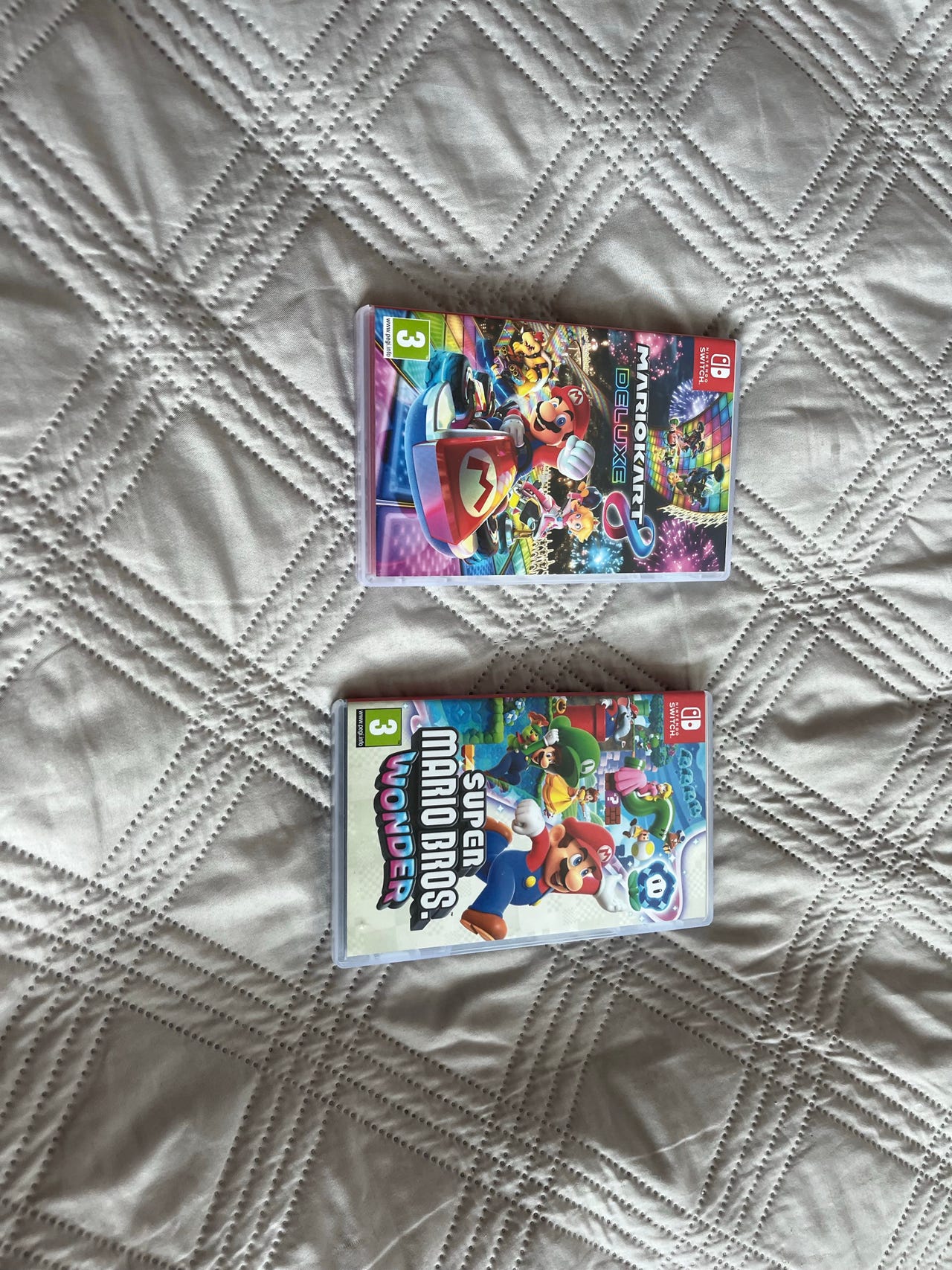 Kaksi nintendo switch peliä vain 80€