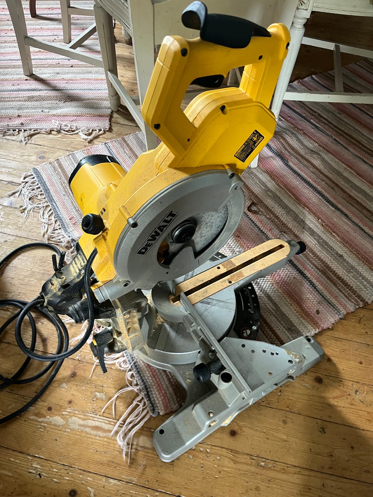 DeWalt jiirisaha