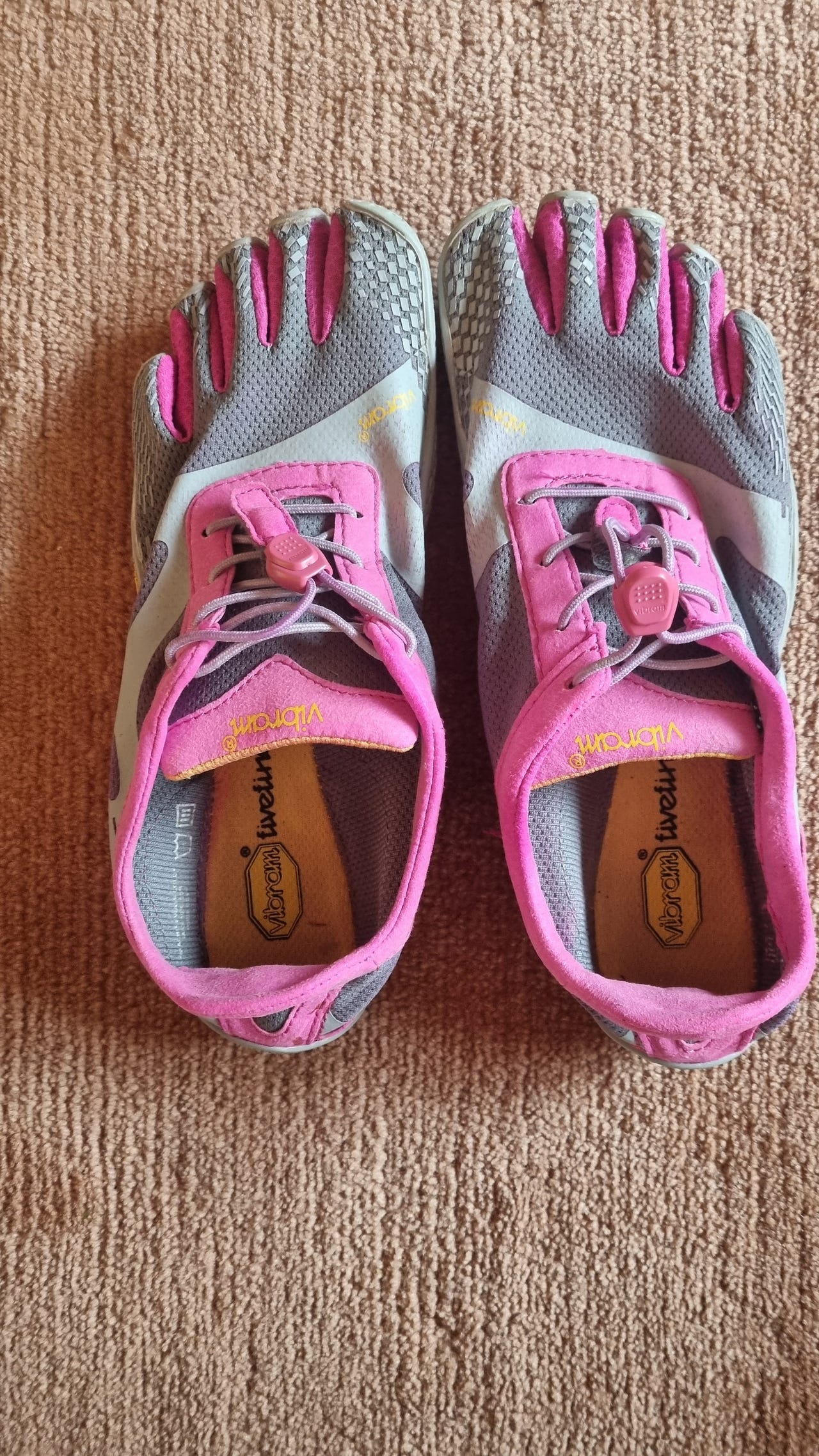 Vibram Five Fingers -kengät