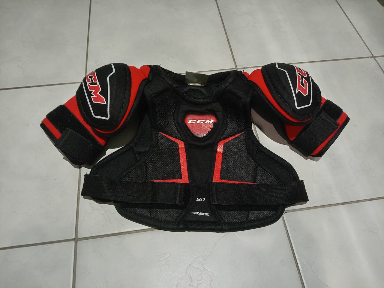 Hartiasuojat CCM koko junior S