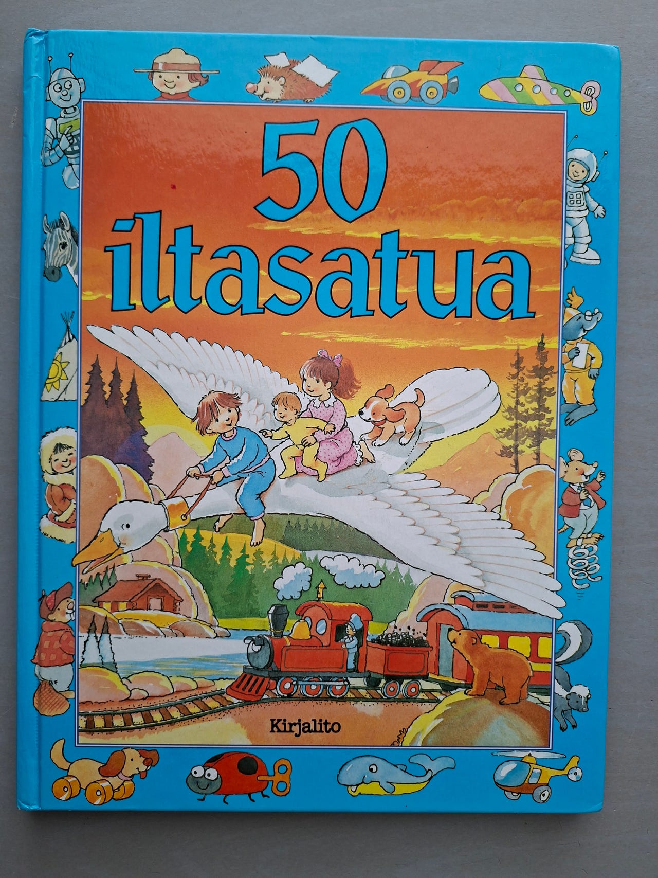 50 iltasatua lastenkirja kovakantinen