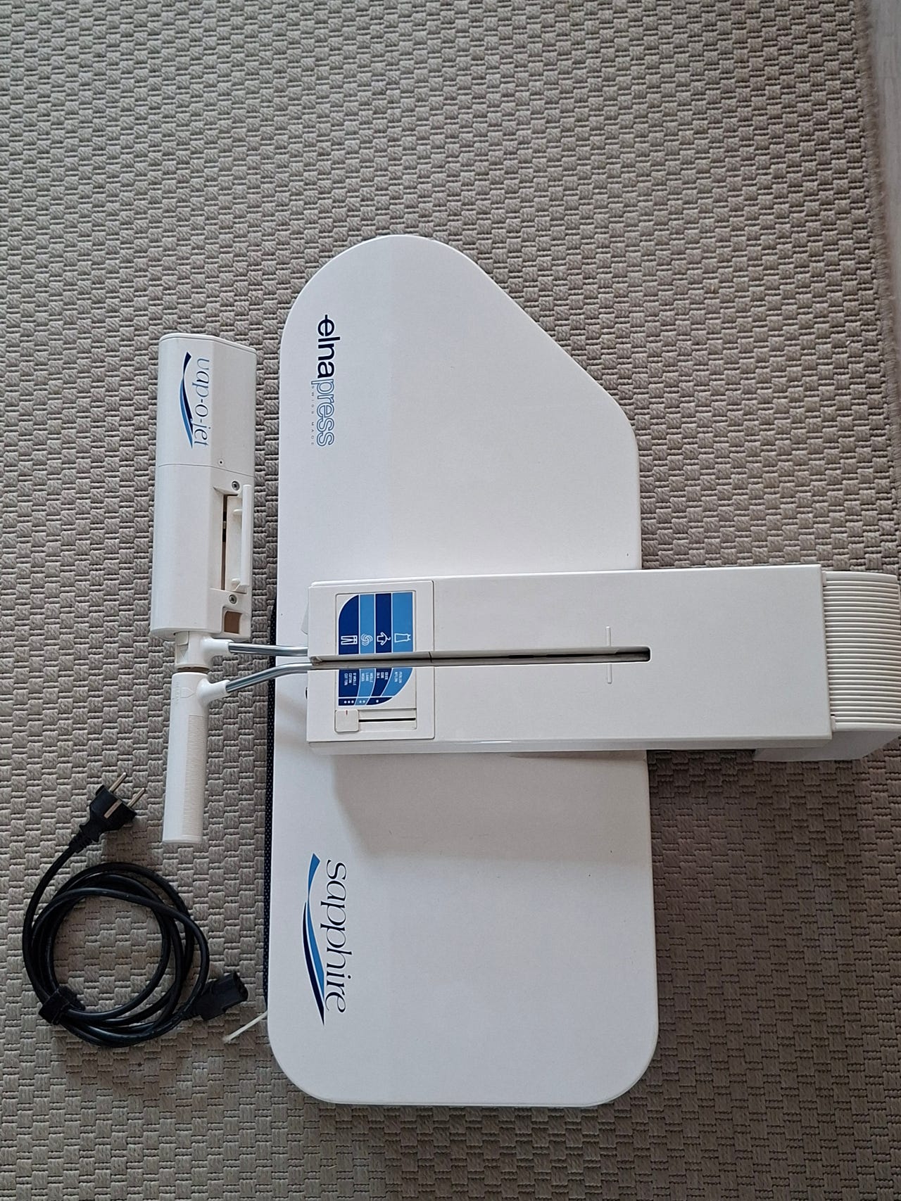Elna Press Sapphire -silityspuristin + Vap-O-Jet-höyrylaite