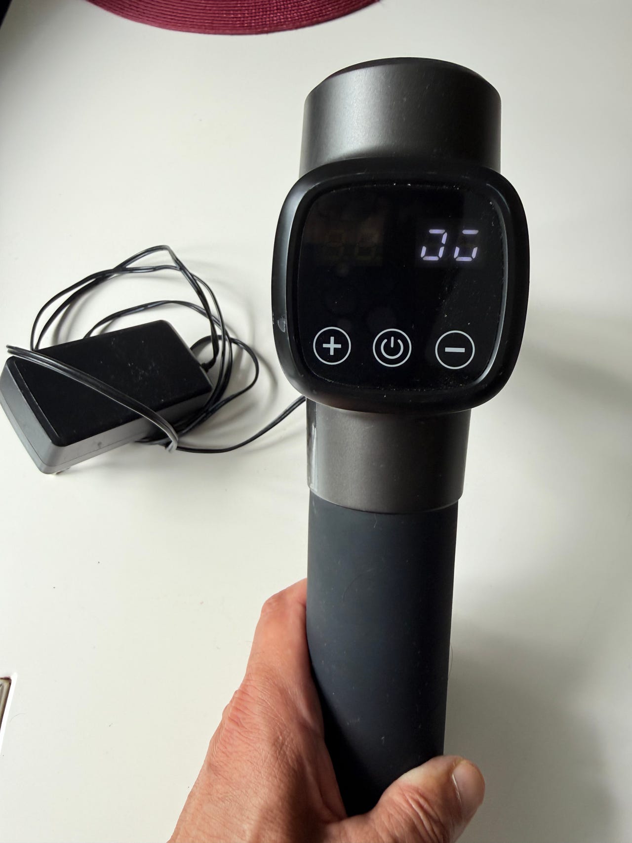 TaoTronics hierontapistooli – hyväkuntoinen,