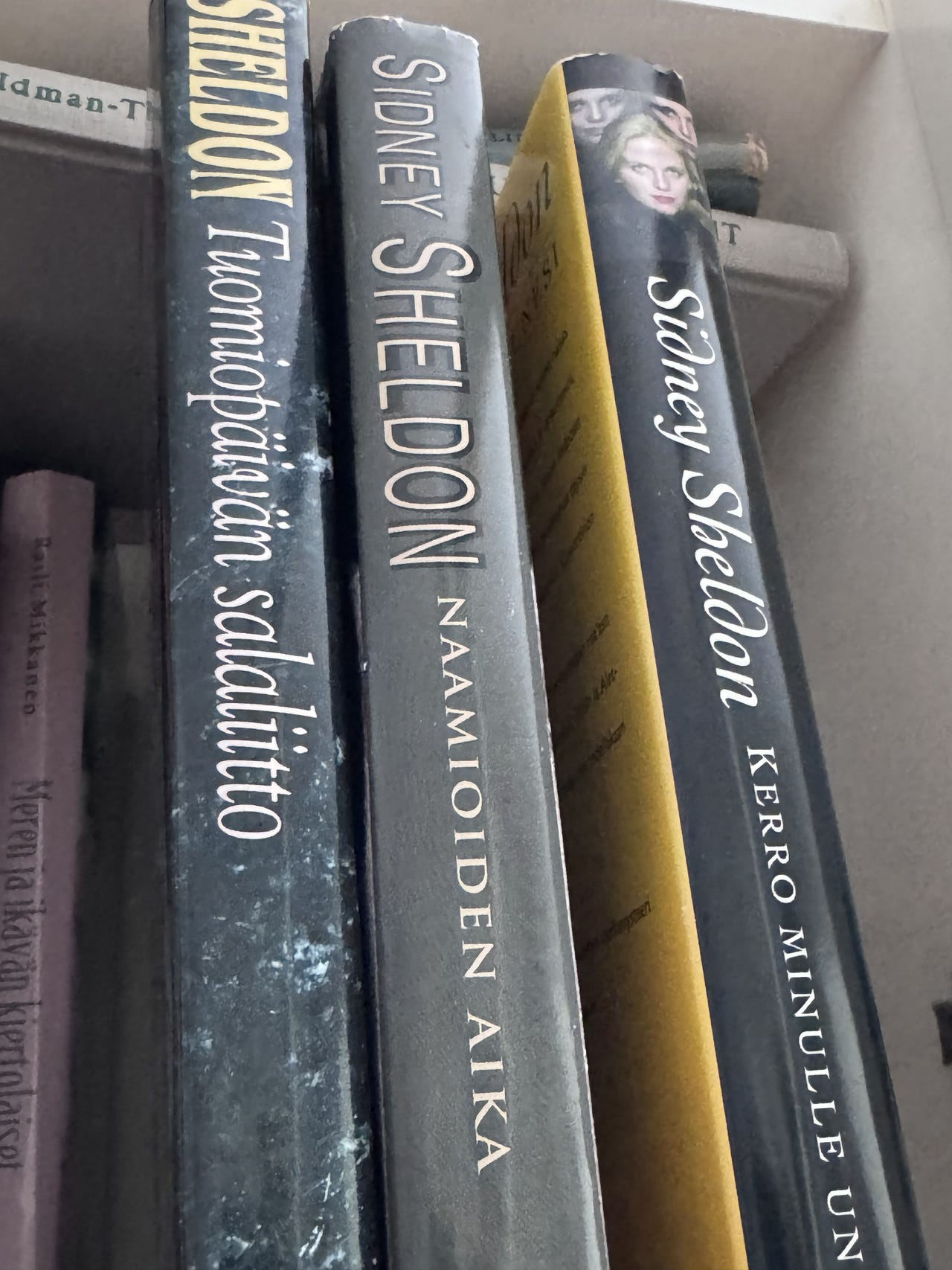 Sidney Sheldon -kirjapaketti (3 romaania)