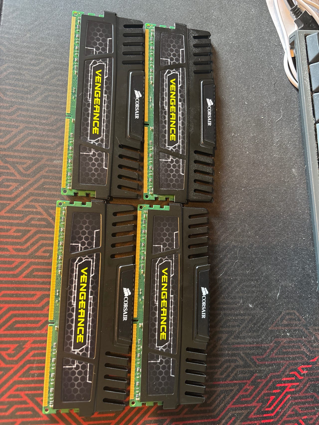 Corsair Vengeance DDR3 32GB (4x8GB) 1600MHz KIT