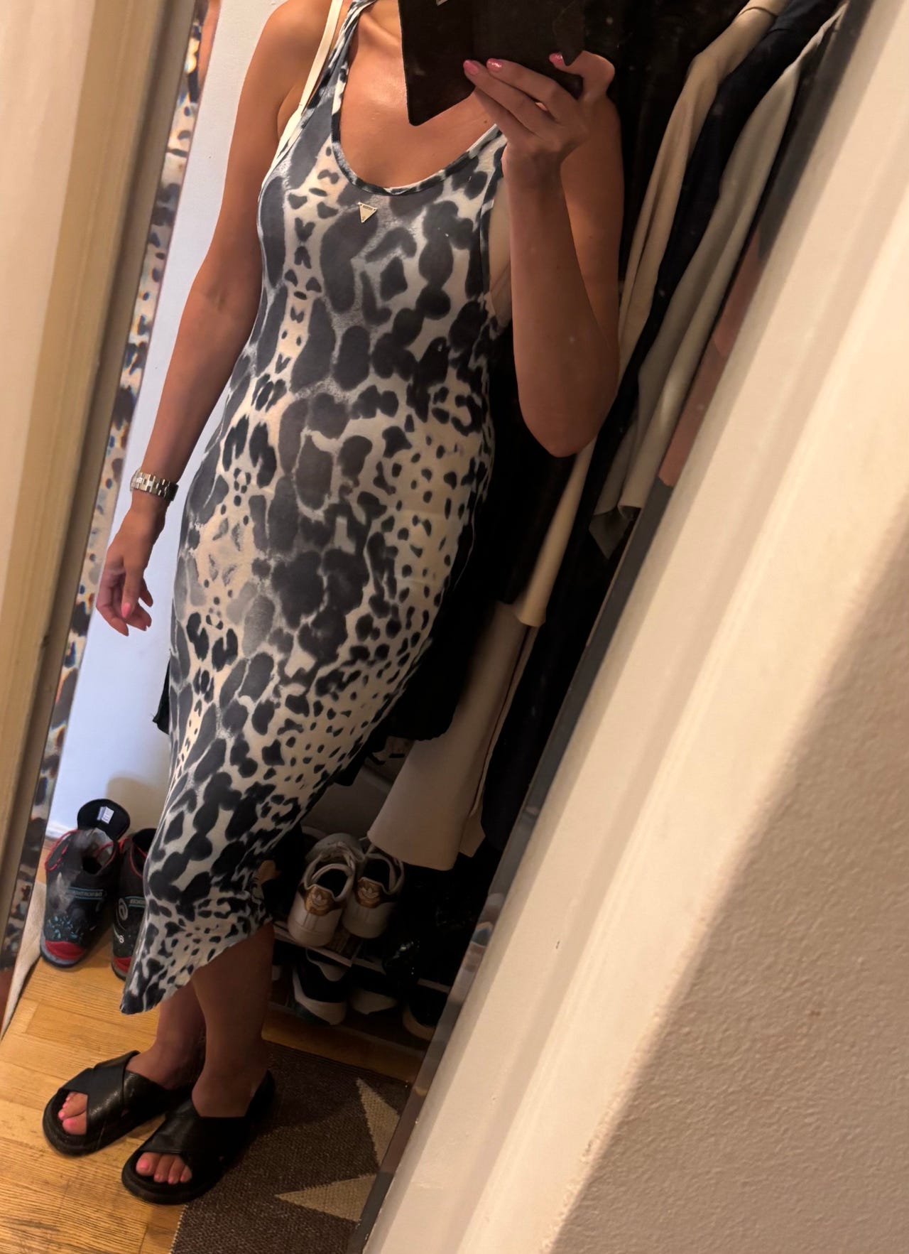 Guess joustava leopardimekko koko S-M