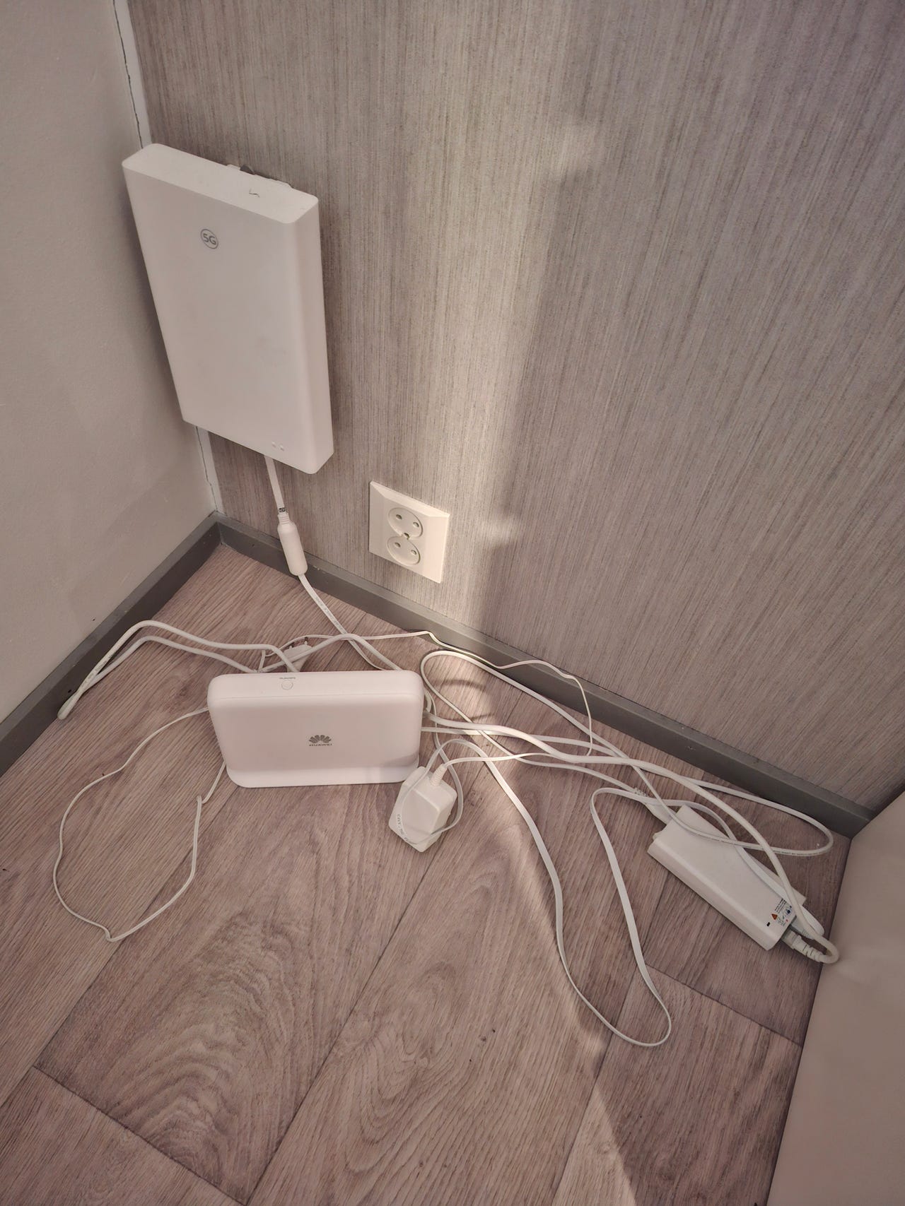 Huawei ulko- ja sisäreititin