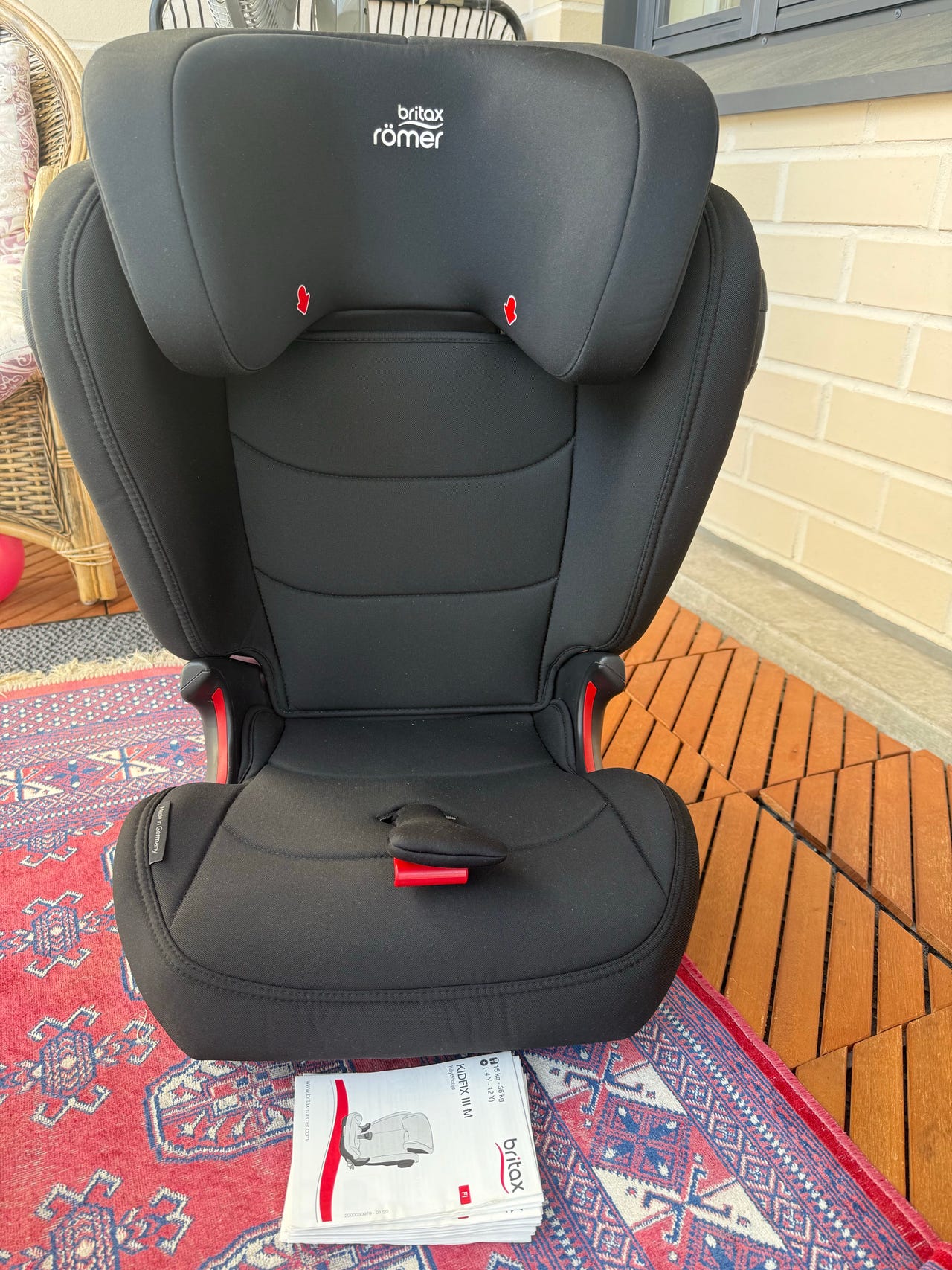 Britax Römer Kidfix III M -turvaistuin erittäin siisti