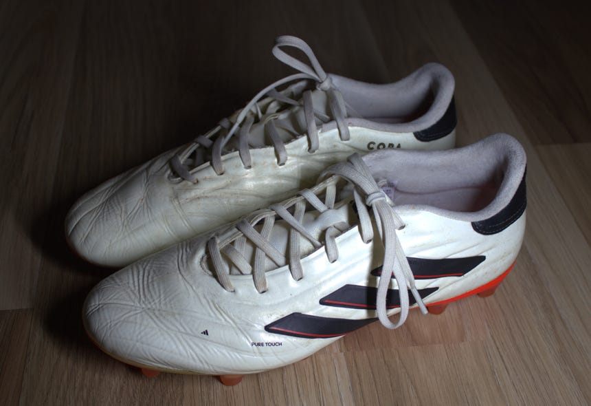 Adidas Copa jalkapallokengät/nappikset koko 42 2/3 valkoinen