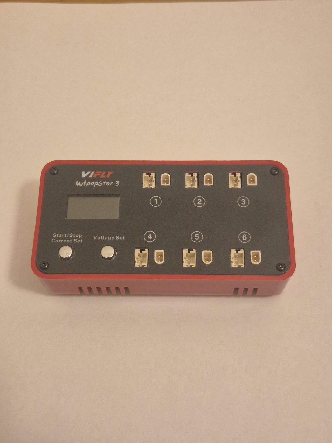 Vifly whoopstor 3 1s akkujen laturi