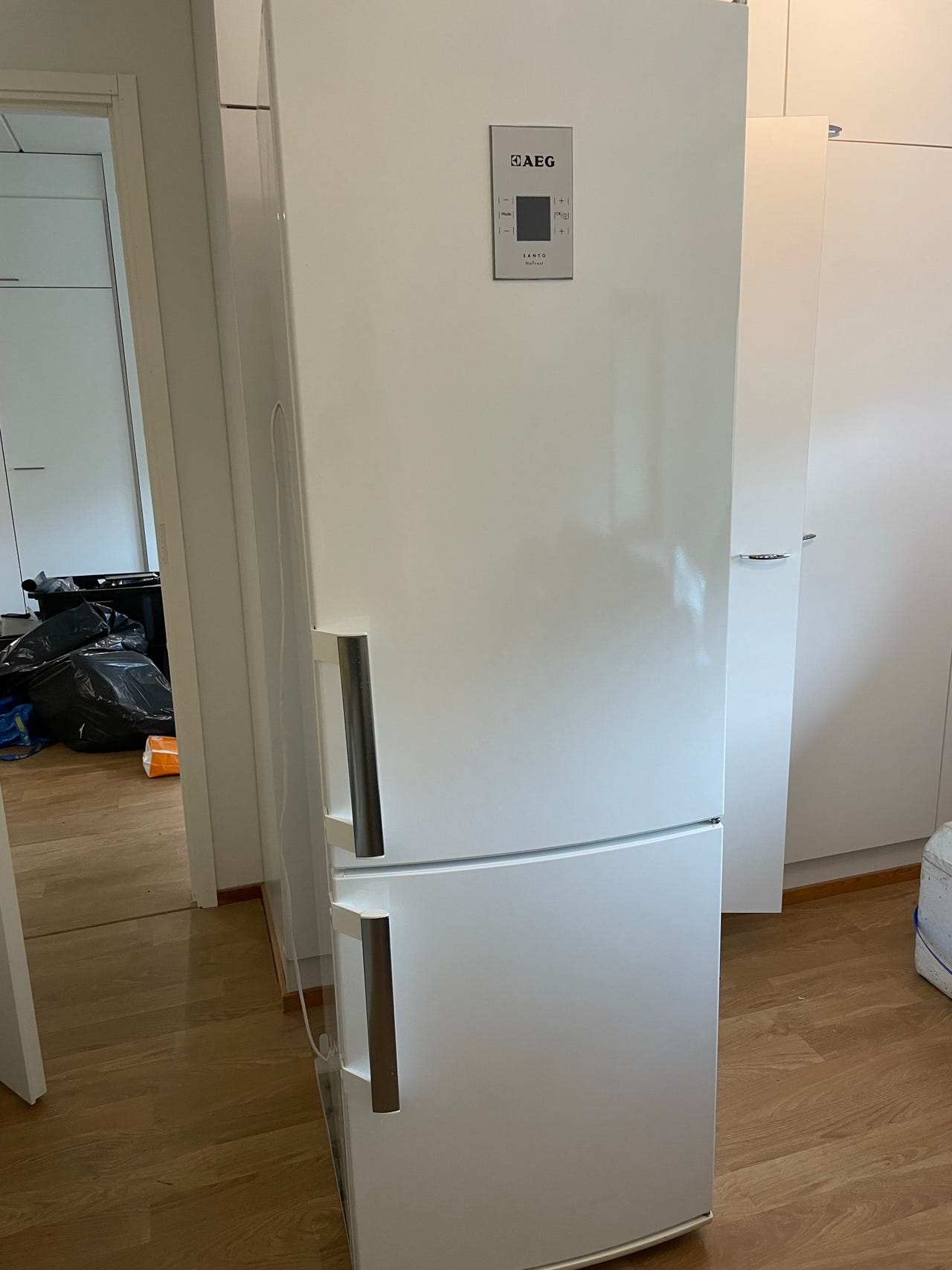 AEG jääkaappipakastin valkoinen
