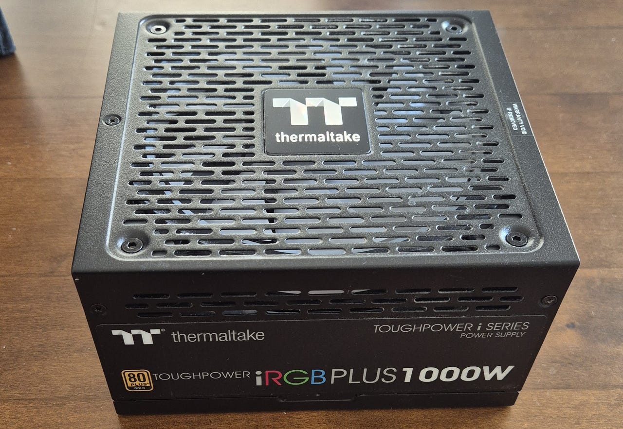 Thermaltake Toughpower iRGB Plus 1000W virtalähde