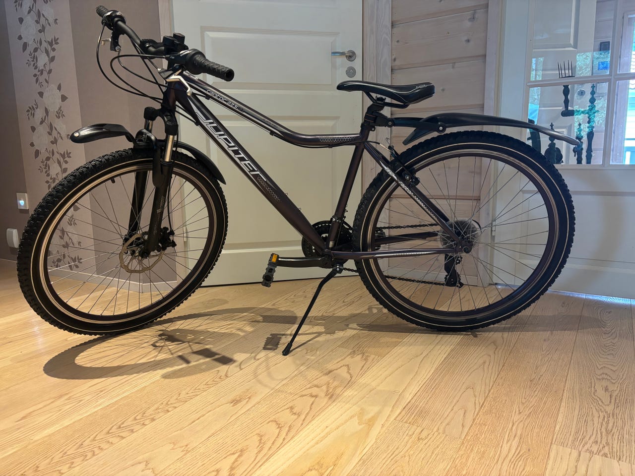 Siisti 27.5” Jupiter Raptor vaihdepyörä
