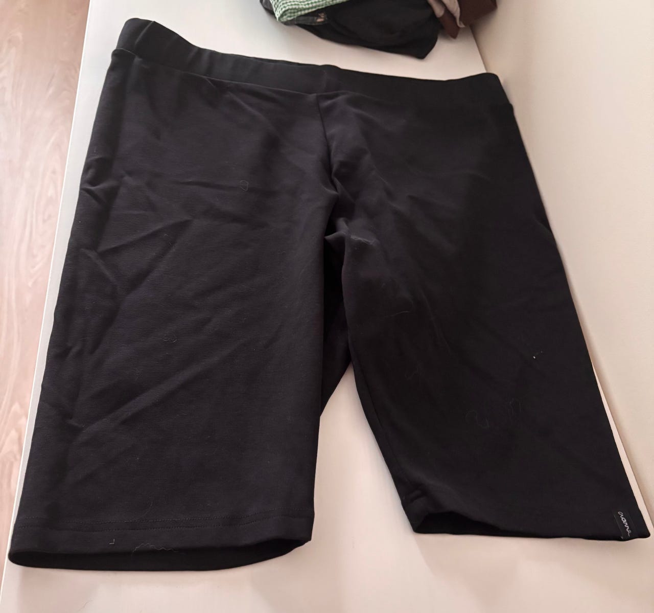 Aarre Lynn naisten biker shortsit 3XL musta