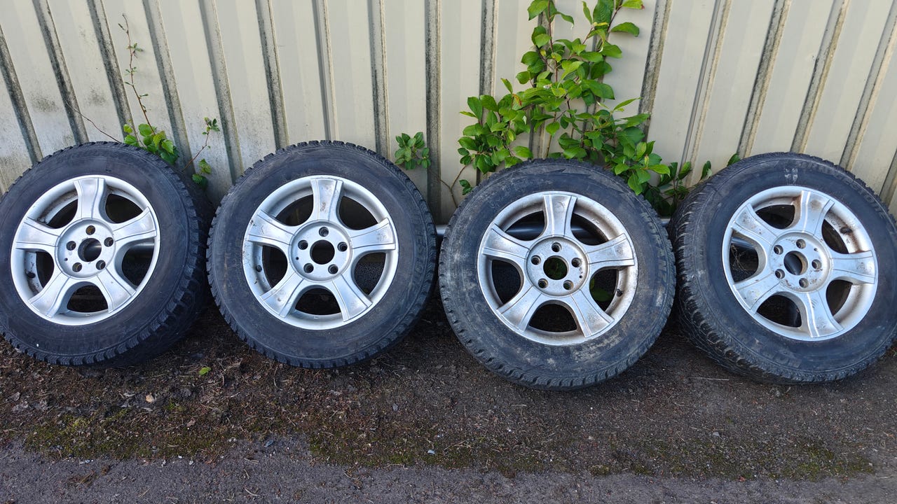 Vivaron kylkiputket ja 16 aluvanteet