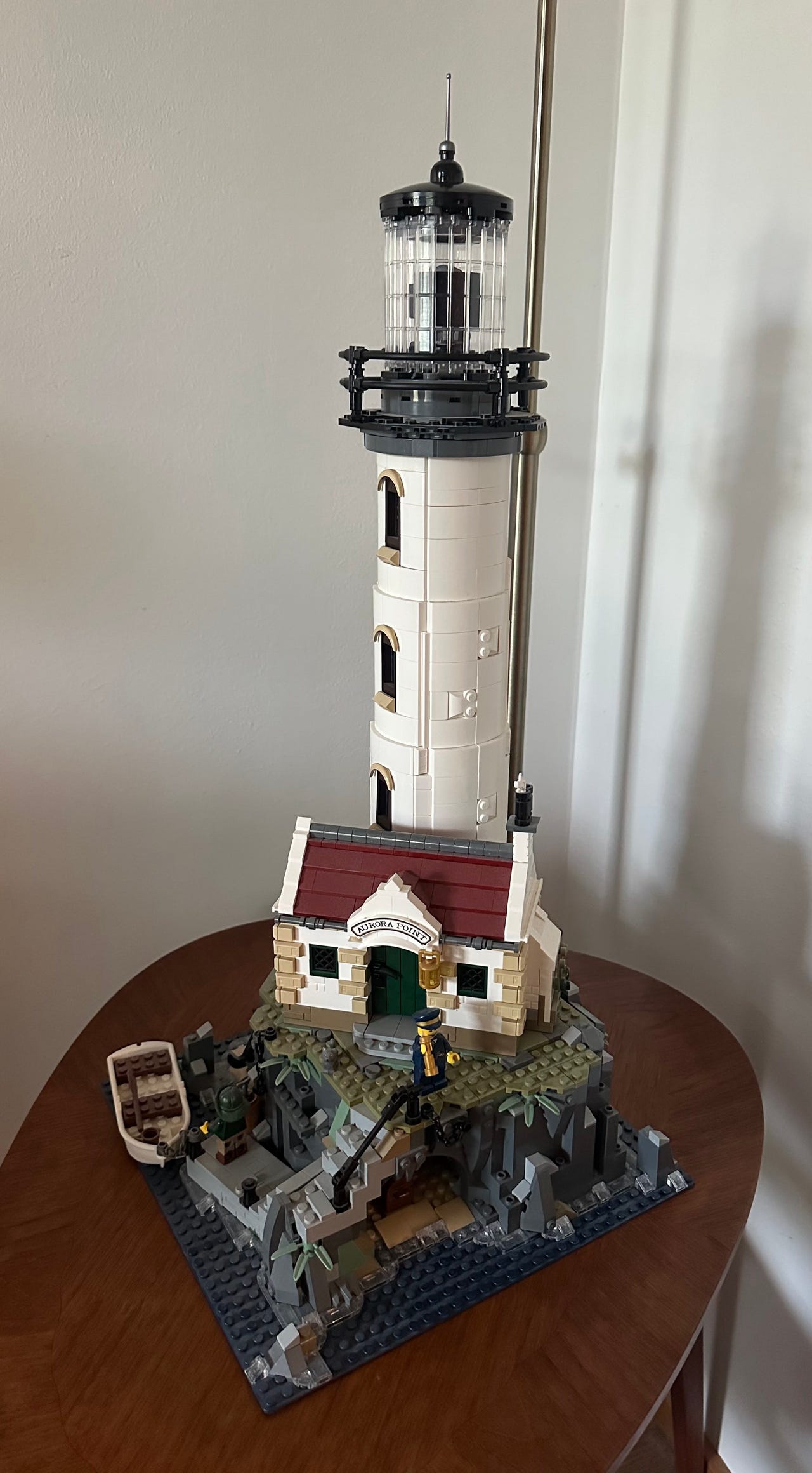 LEGO Ideas Icons majakka Aurora Point rakennussarja