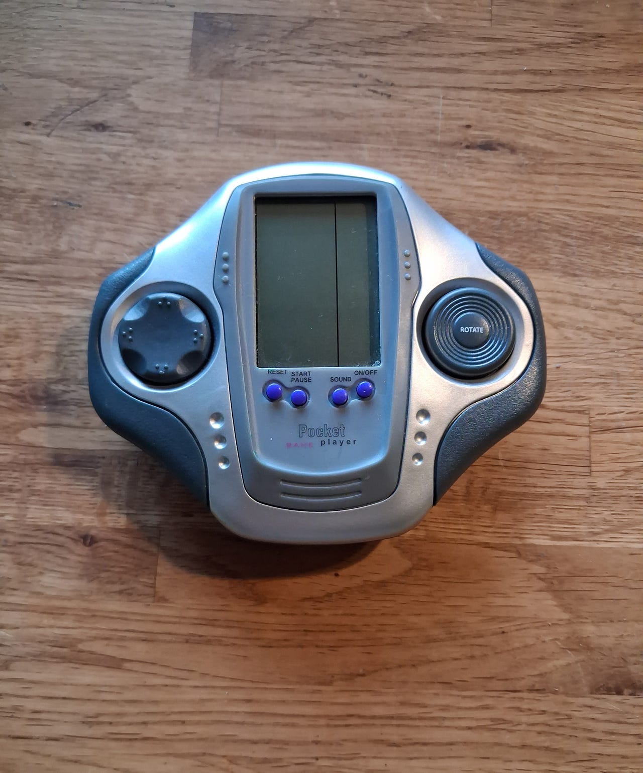 Pocket Game Player -minikonsoli