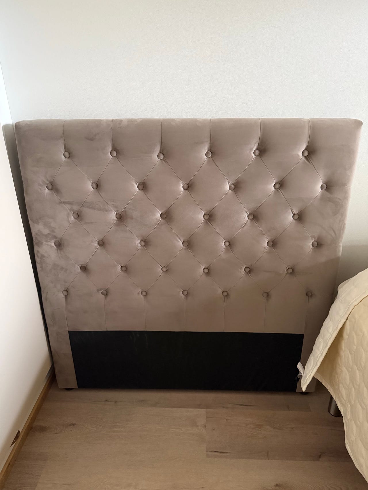 Sängynpääty 120cm