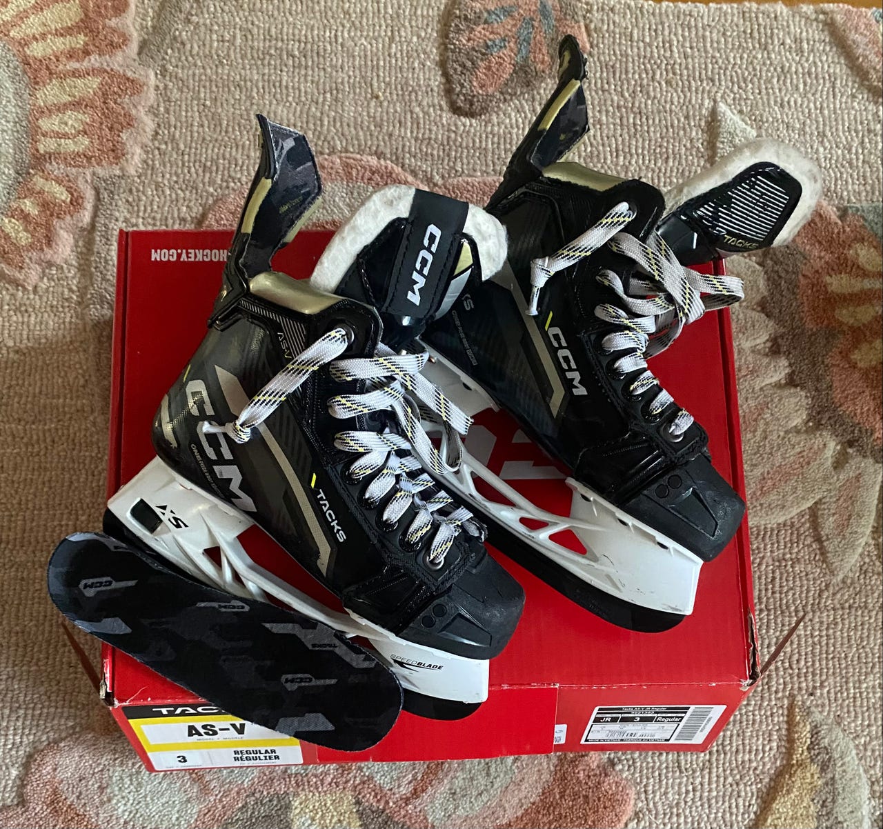 Ccm as-v tacks koko 3