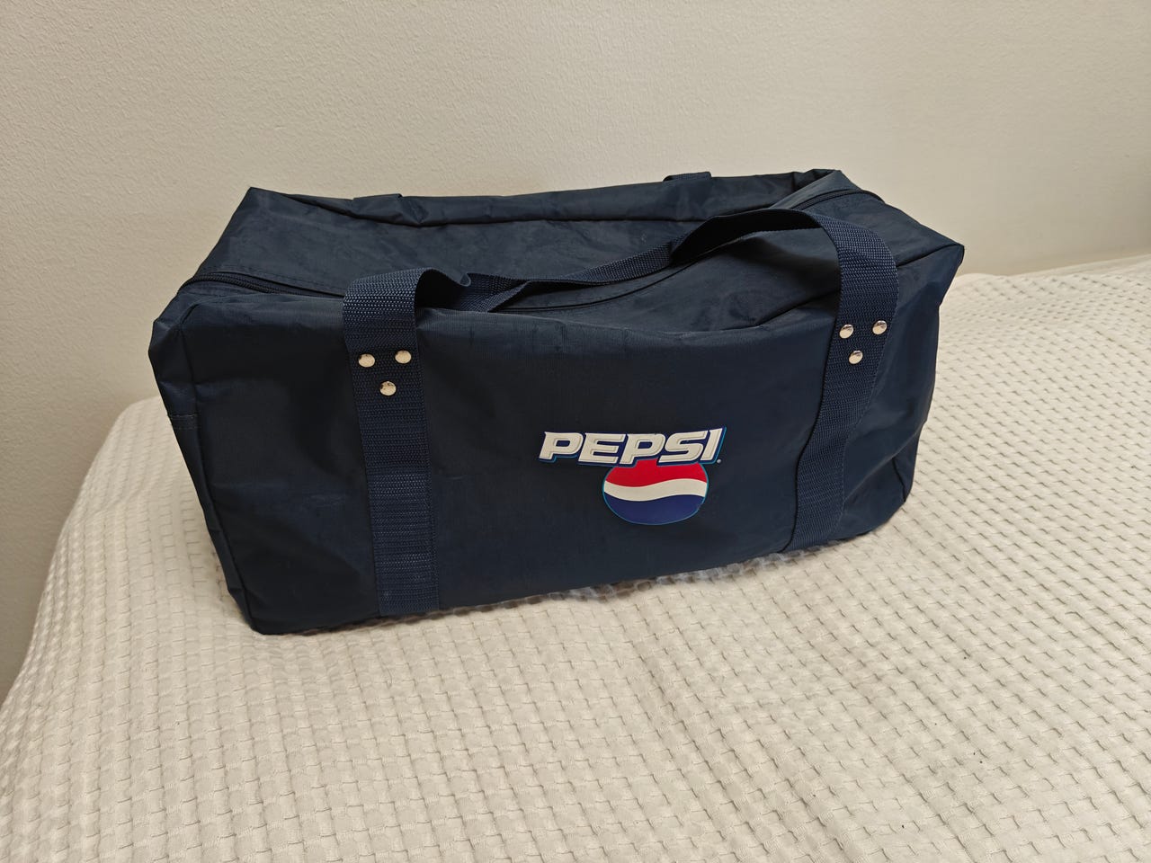 Pepsi urheilulaukku/matkakassi