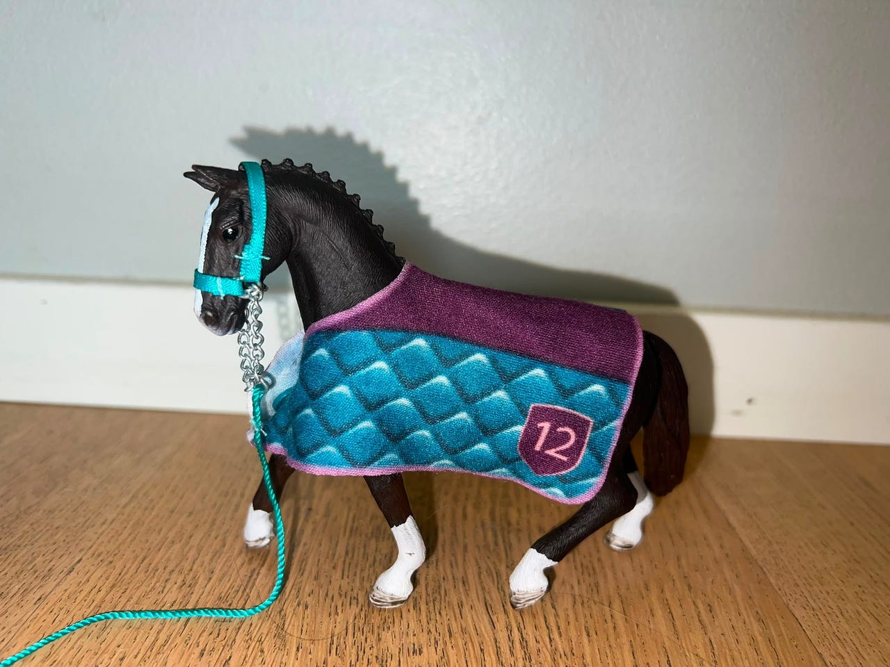 Schleich hevonen + loimi ja riimu