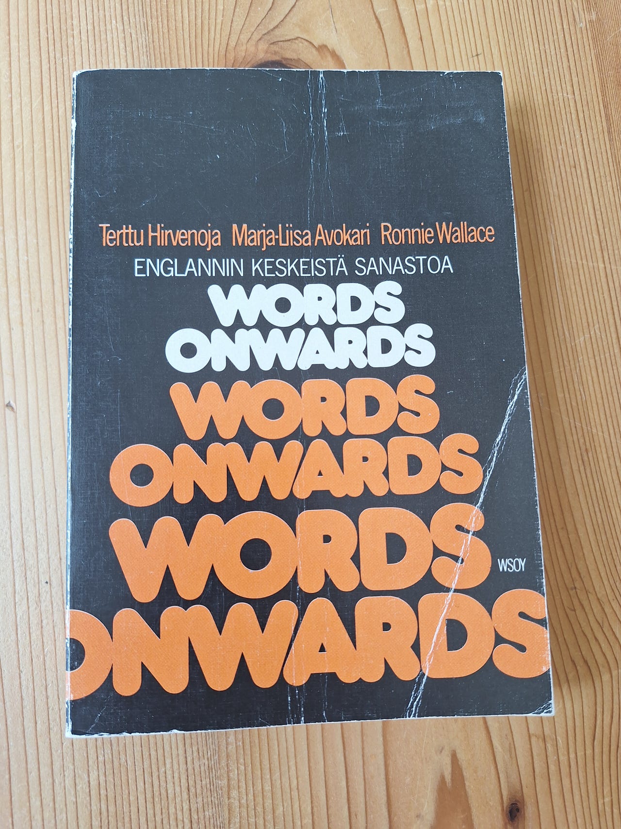 Words Onwards englannin sanakirja / sanasto