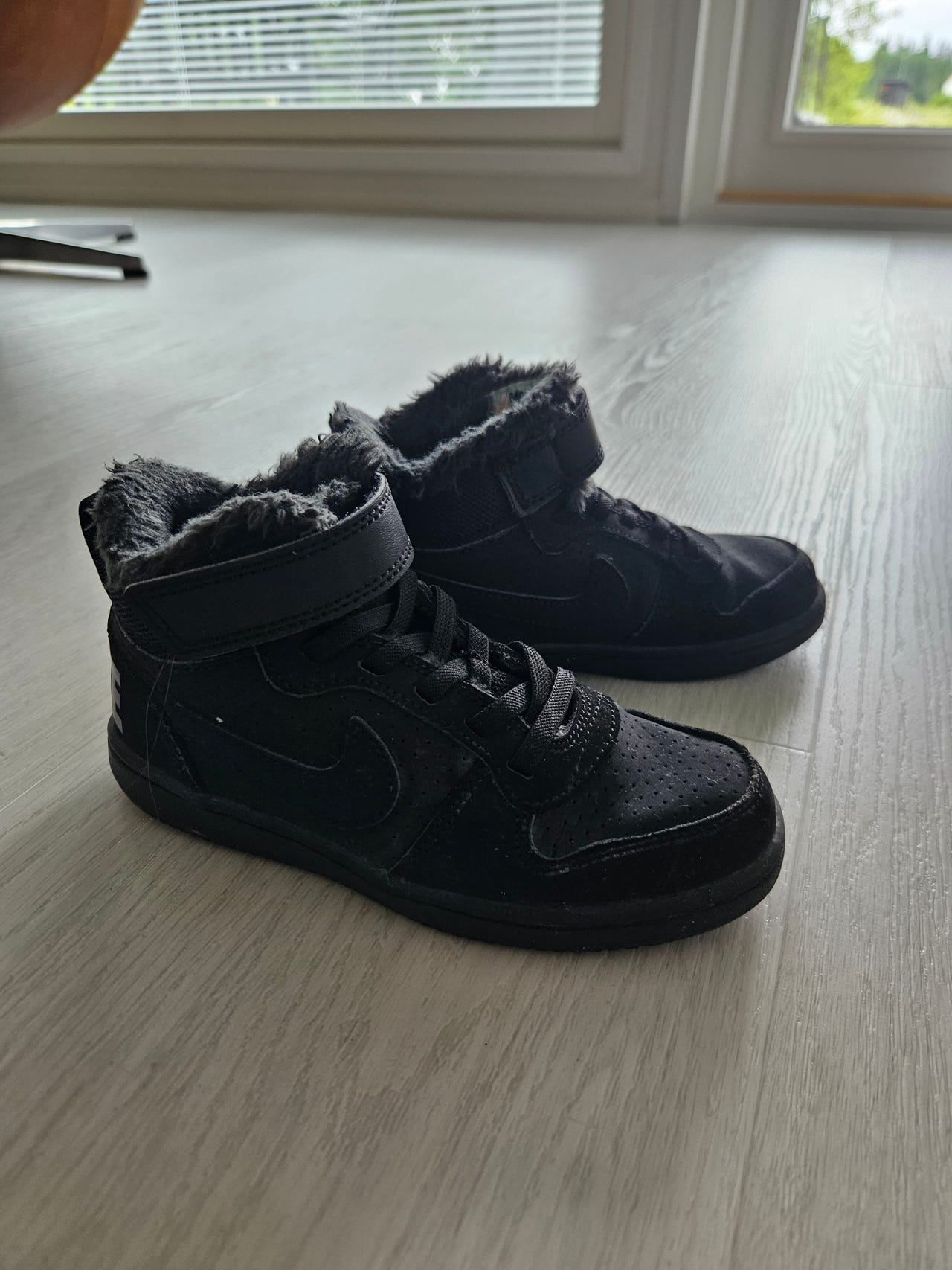 Nike-talvikengät