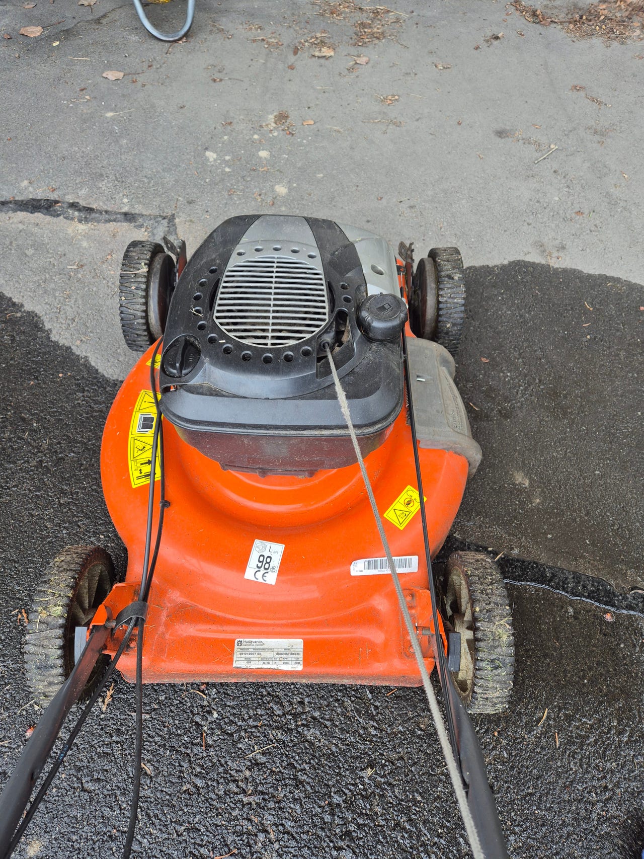 Myydään Husqvarna J55S ruohonleikkuri