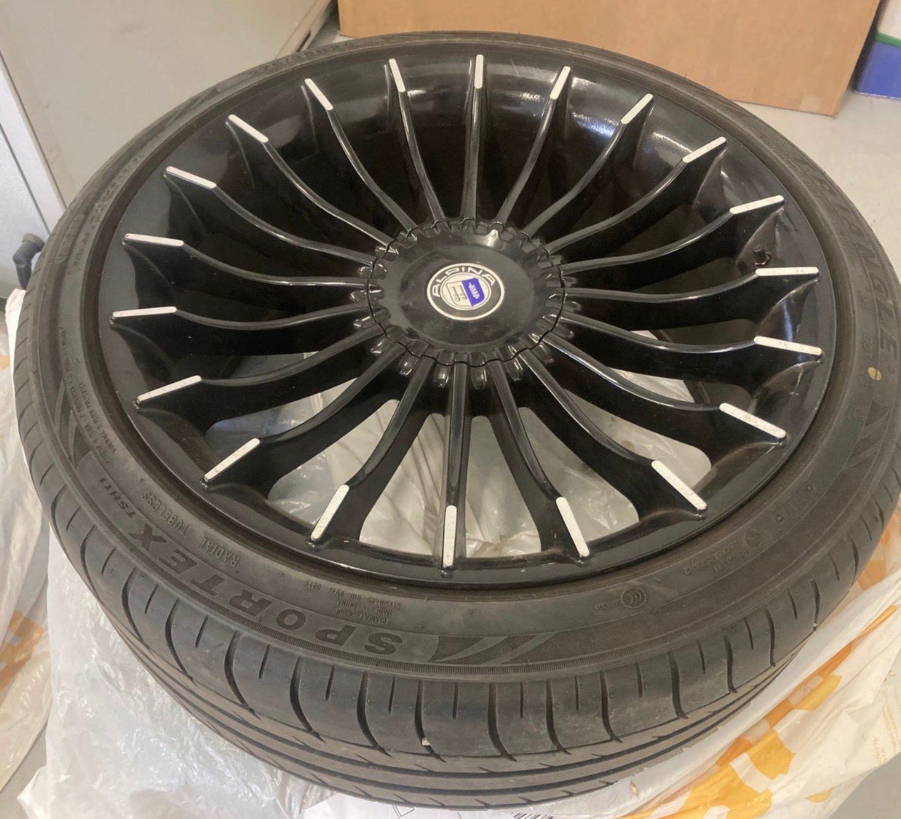 Alpina 20” vanteet 5 x 120