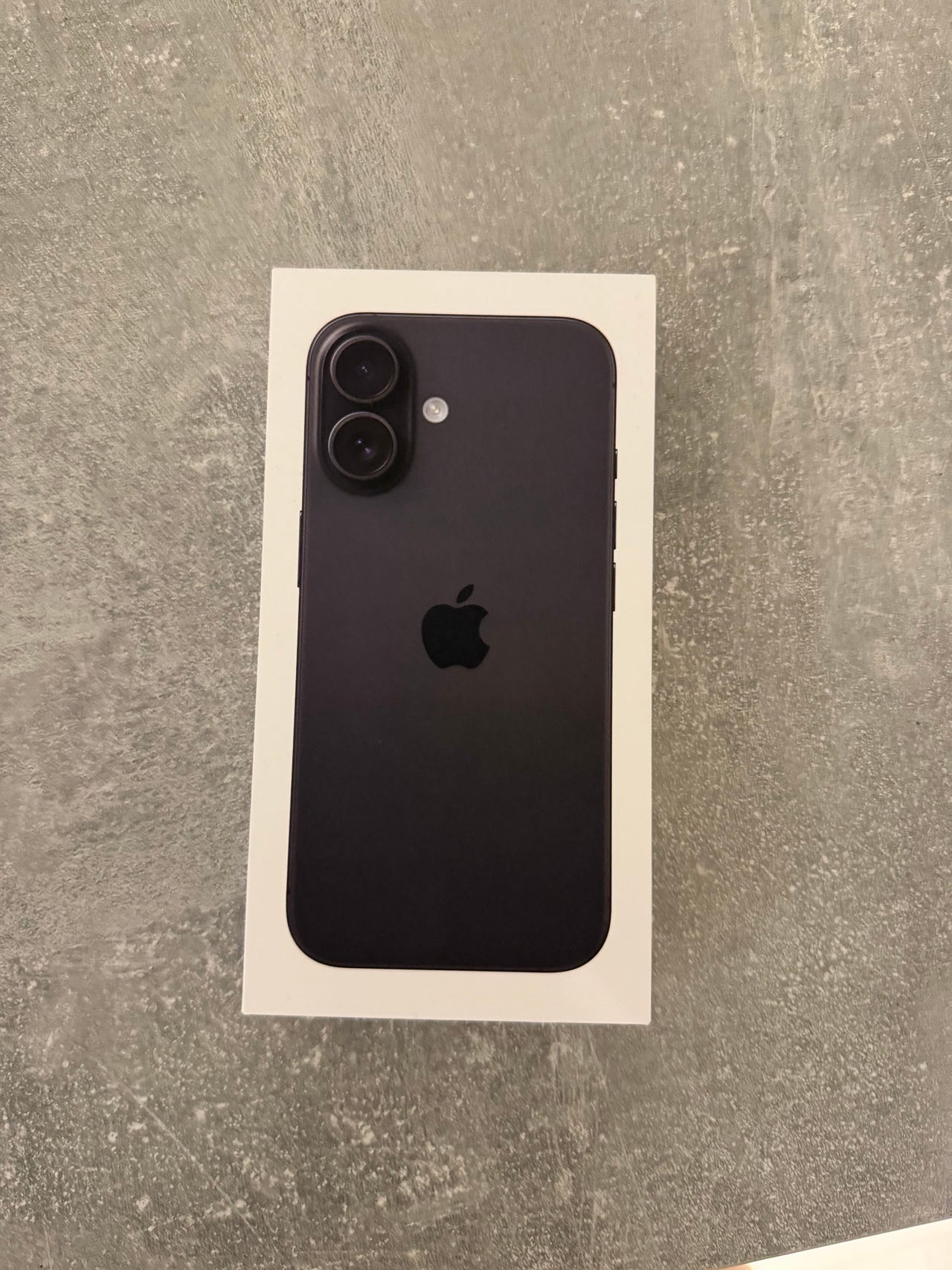 Apple iPhone 16 128 GB musta