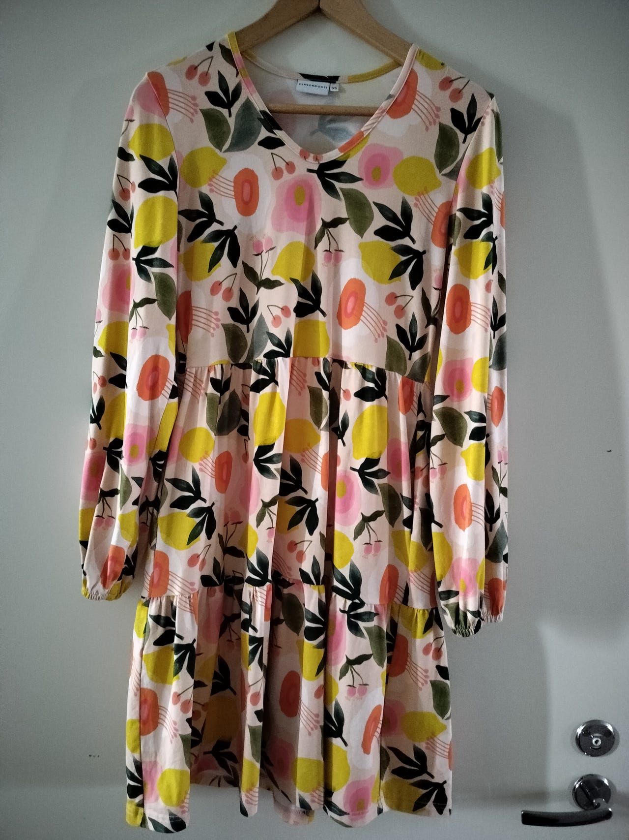 Versonpuodin mekko xs