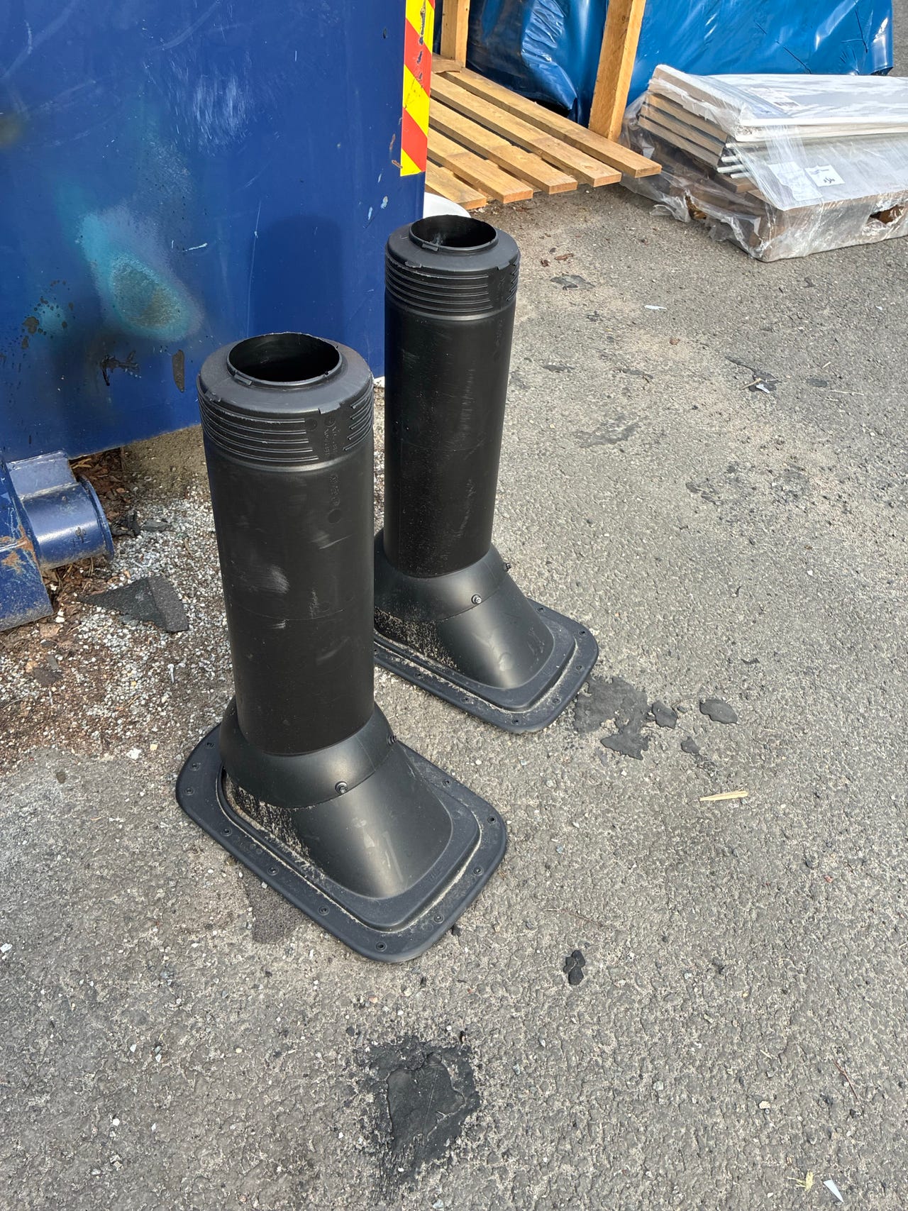 Vilpe 110 viemärin tuuletusputki musta 20€/kpl