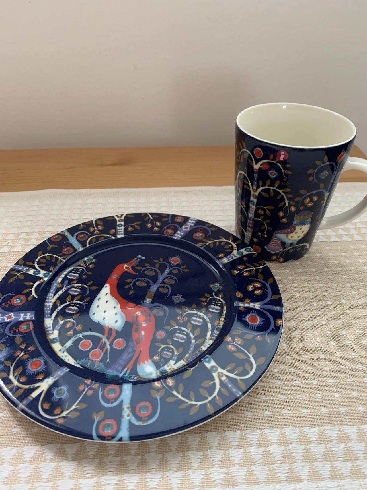 Iittala Taika sininen muki ja lautanen