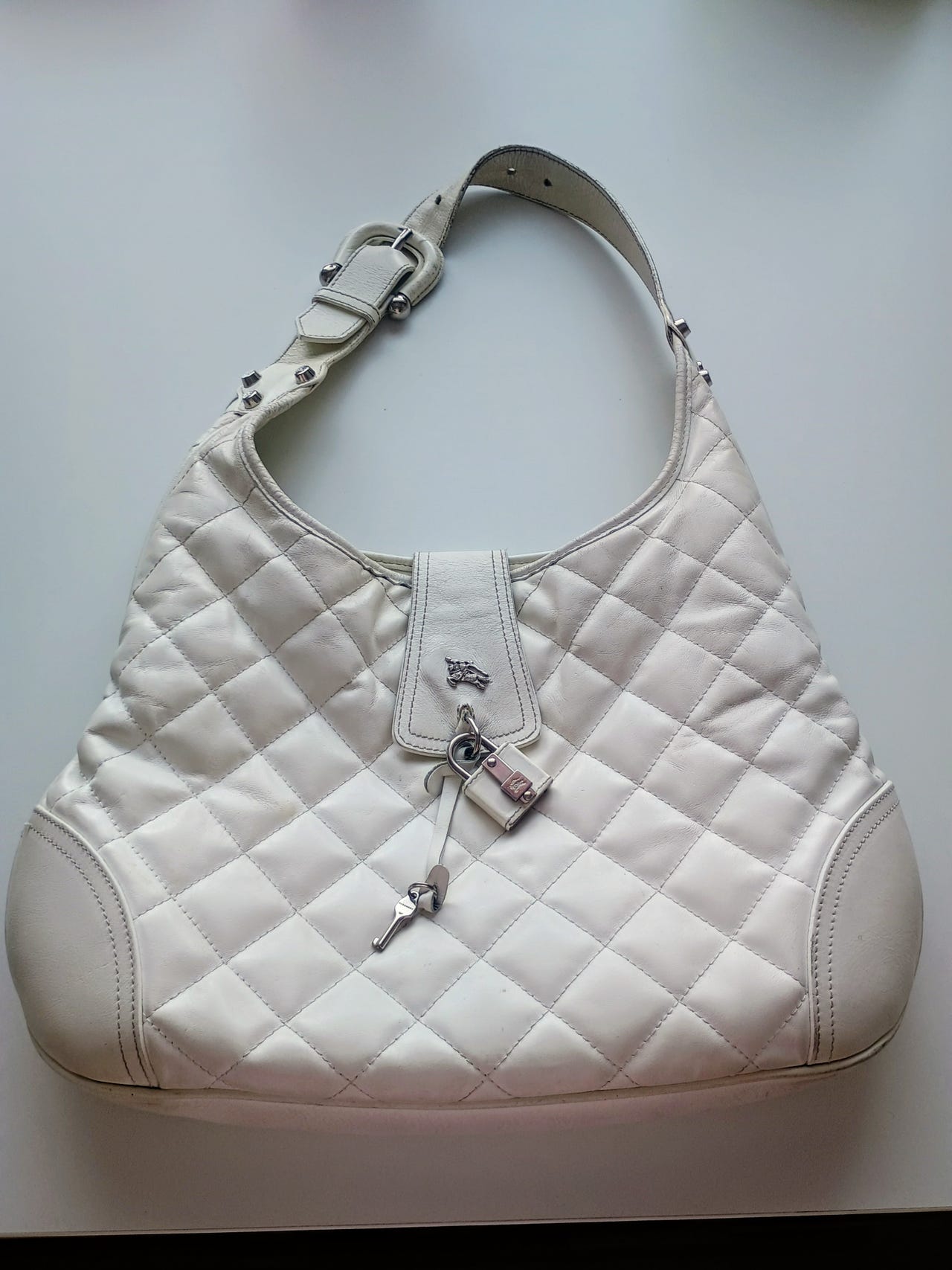 Burberry laukku