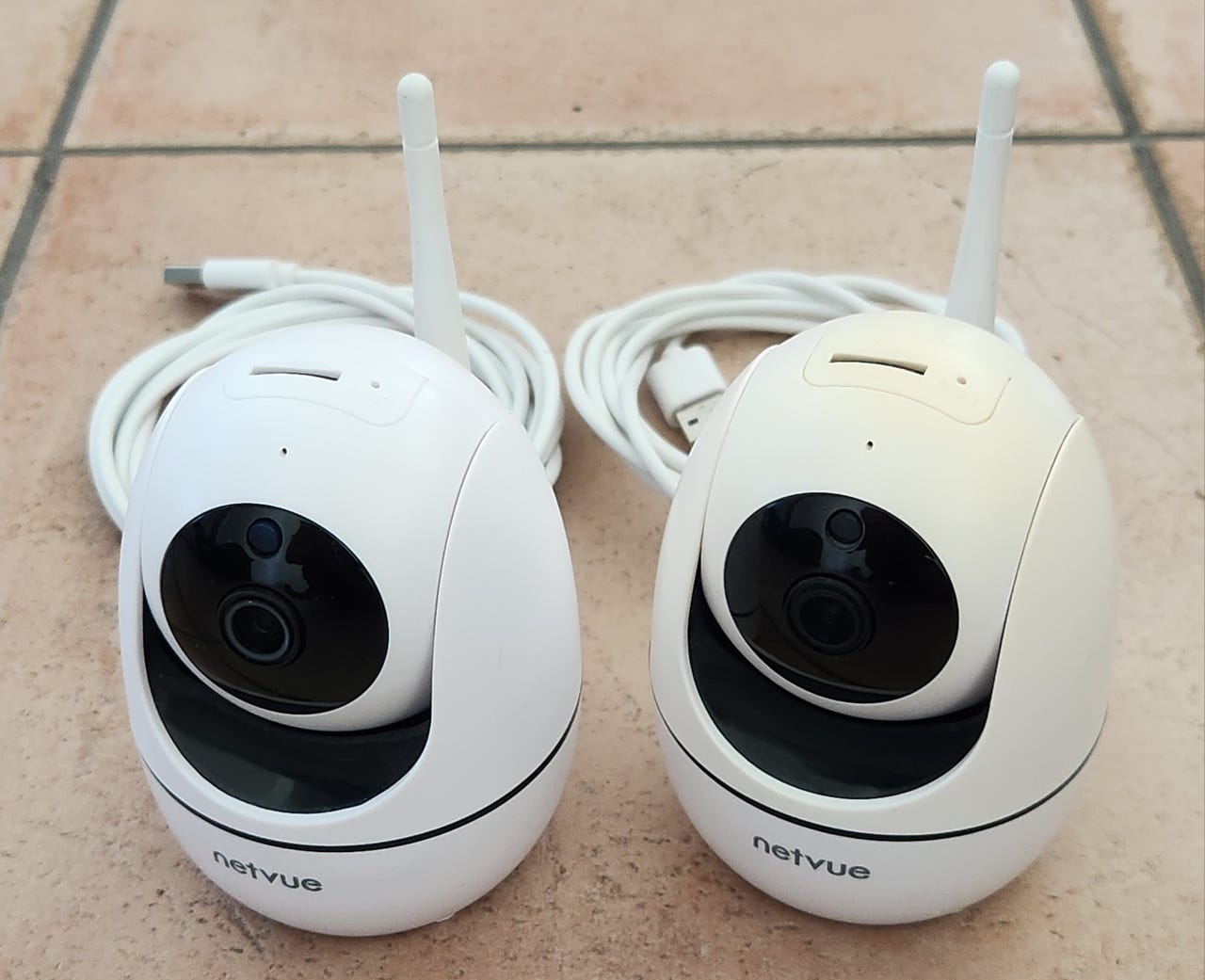 Netvue Mini Orb valvontakamera x2