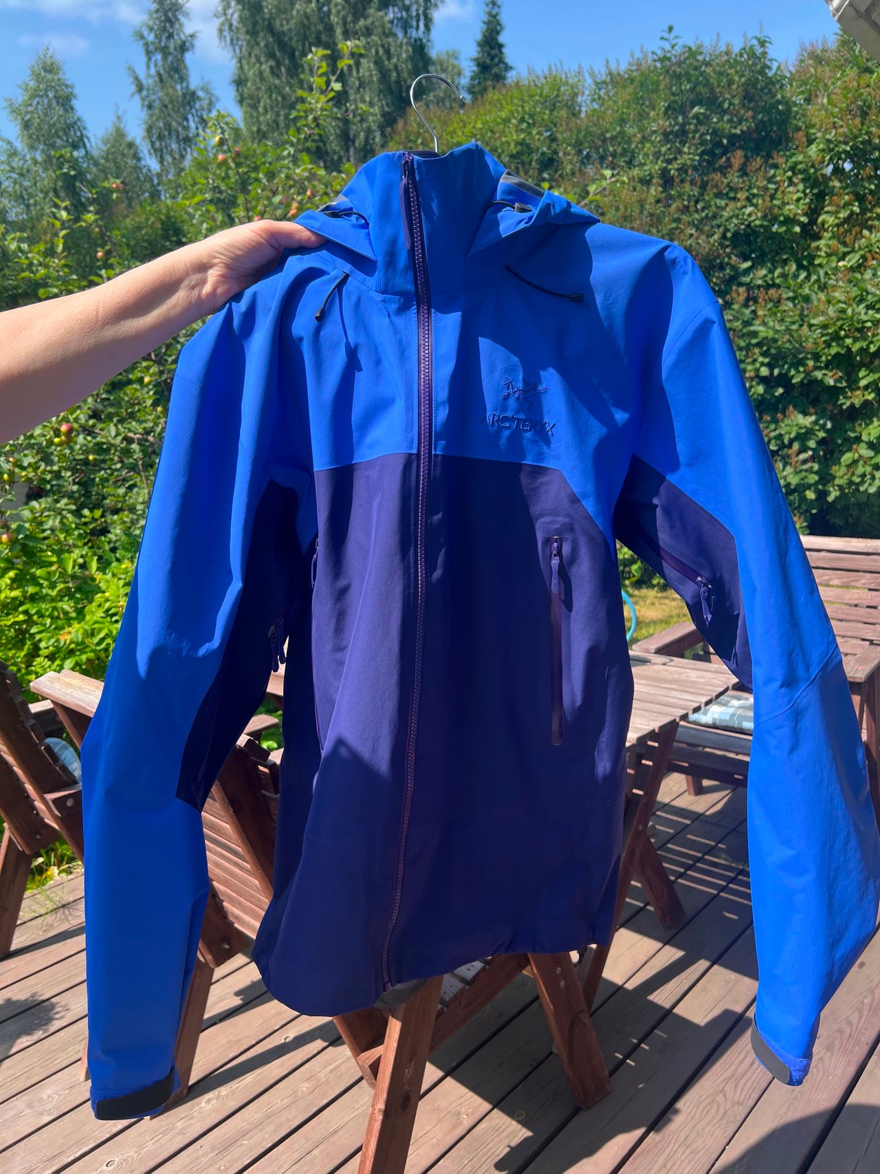Arc’teryx Beta Ar Electra / Soul Sonic koko L