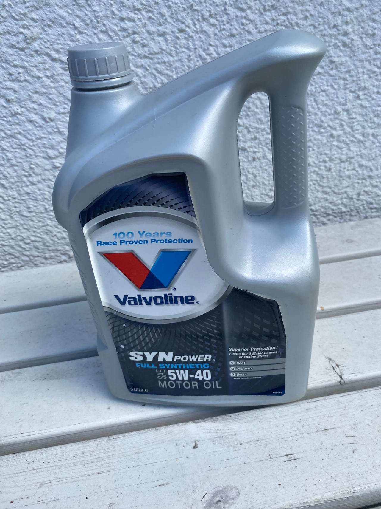 Valvoline SynPower 5W-40 moottoriöljy 5L