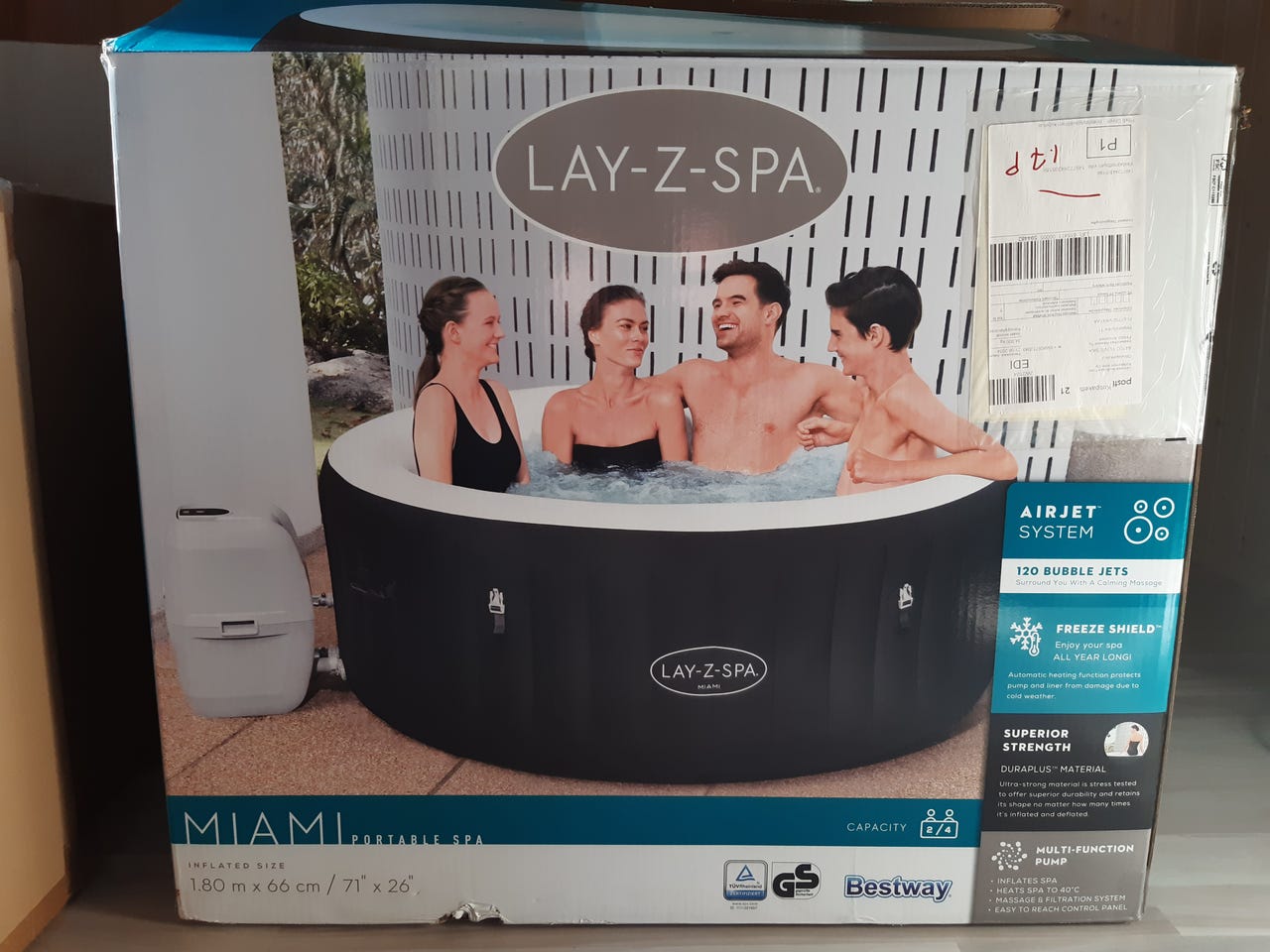 LAY-Z-SPA Miami ulkoporeeallas