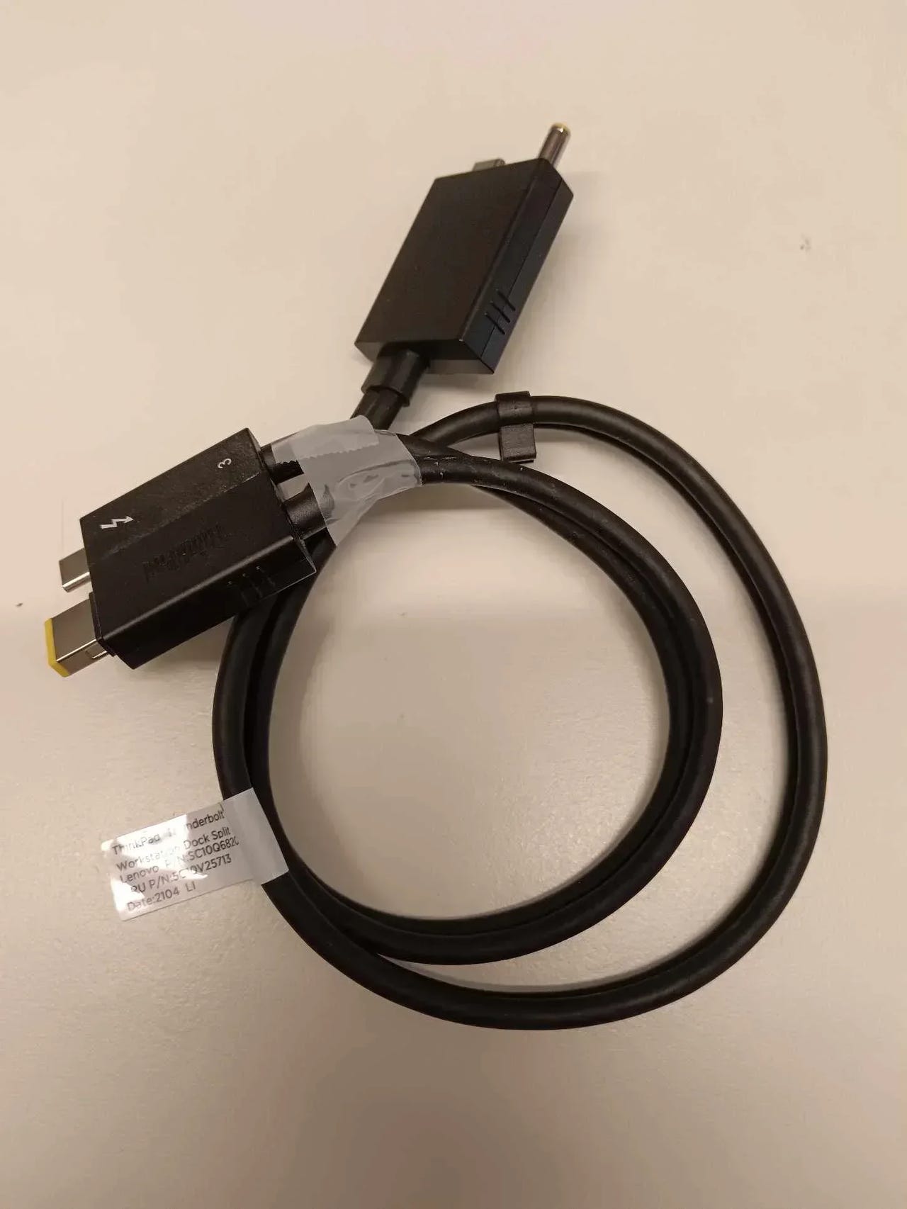 Lenovo ThinkPad Thunderbolt 3 WorkStation Dock Split Cable