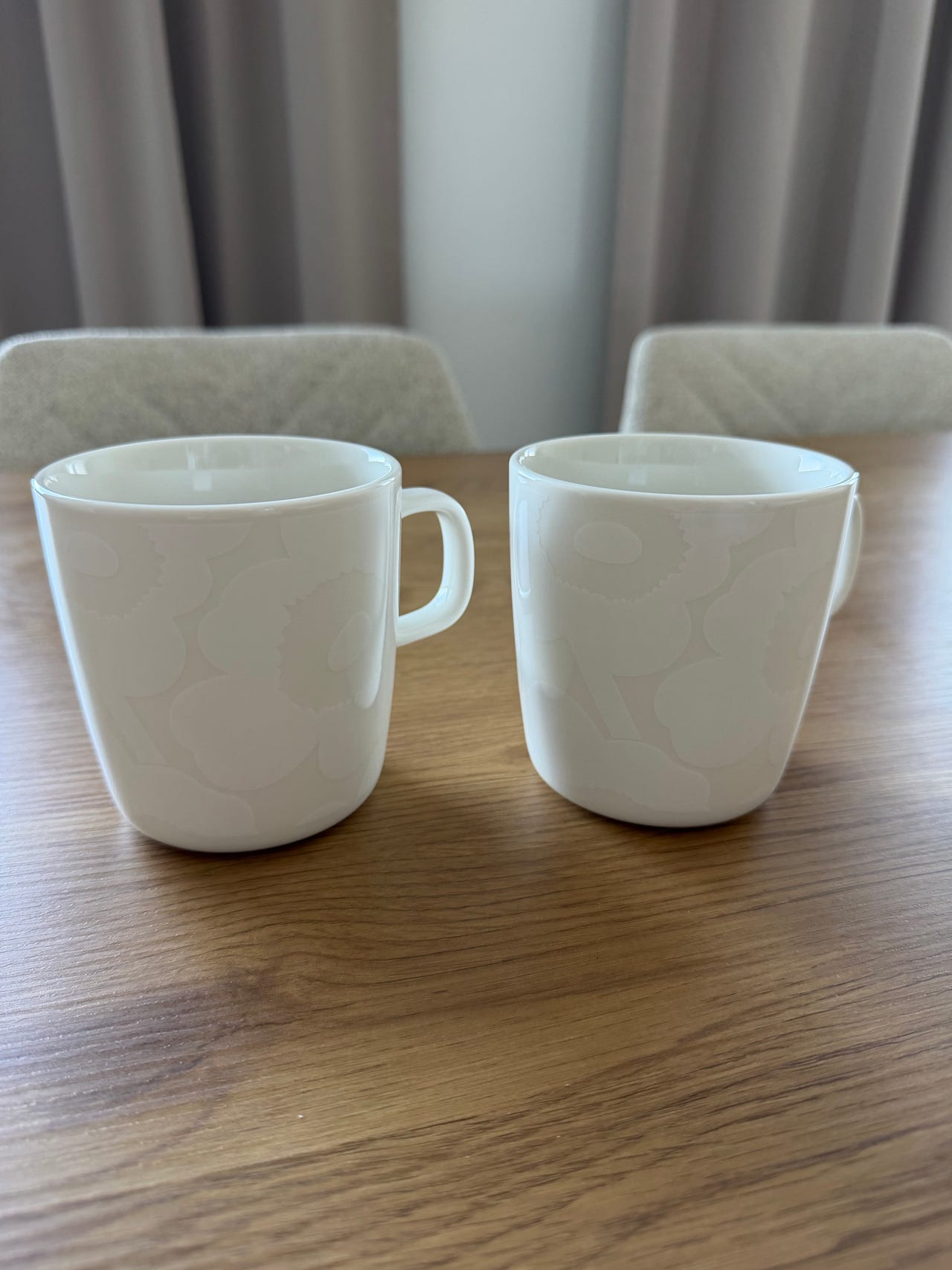 2x Marimekon Oiva Unikko kahvikuppeja