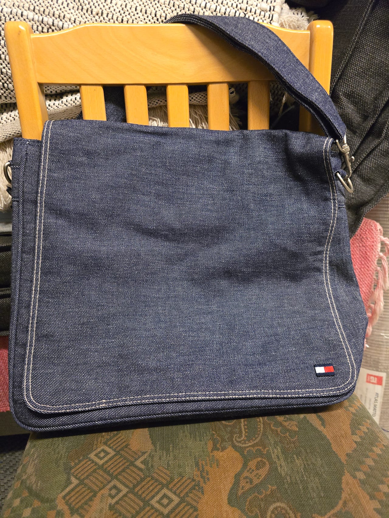 Tommy Hilfiger denim olkalaukku unisex