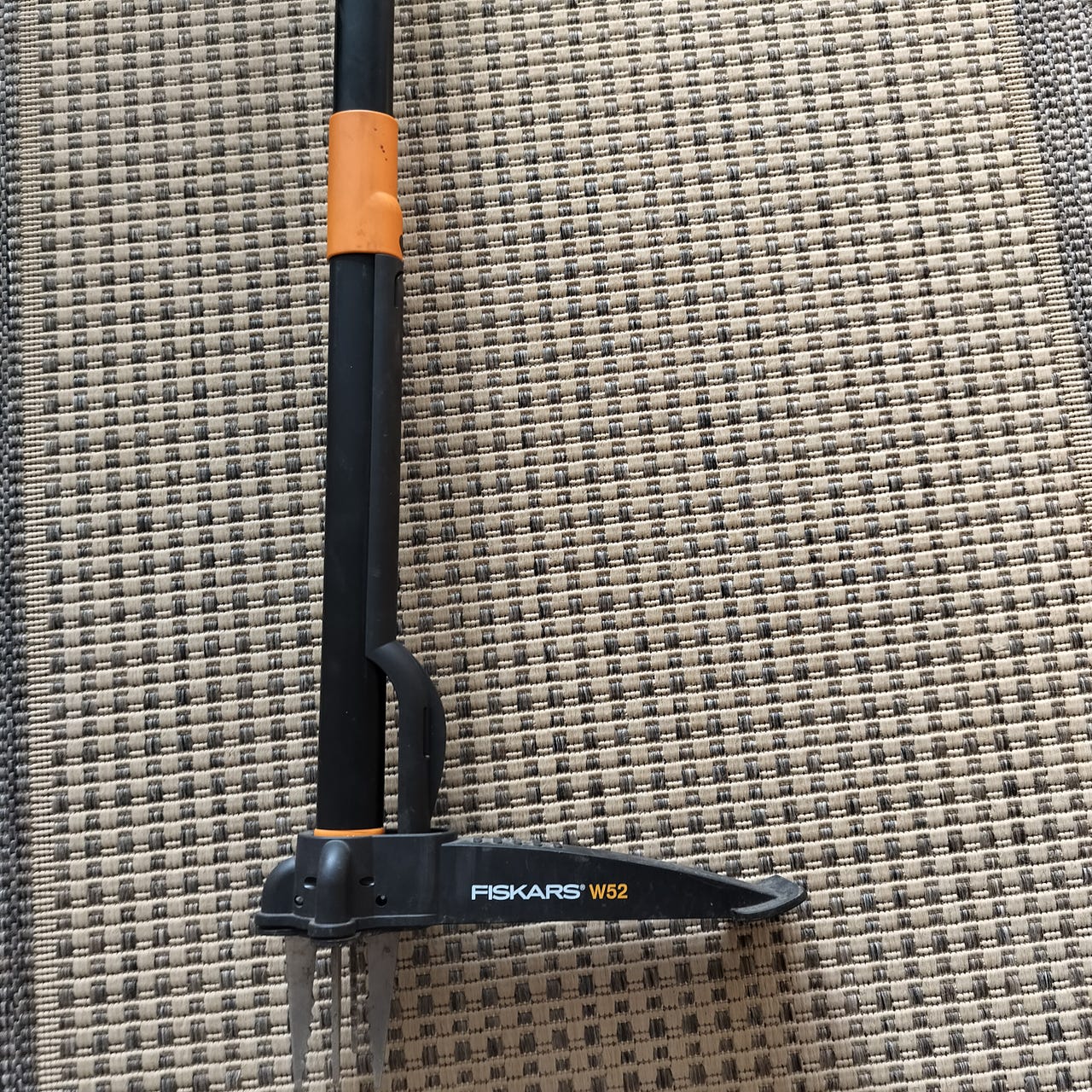 Fiskars rikkaruohonpoistaja