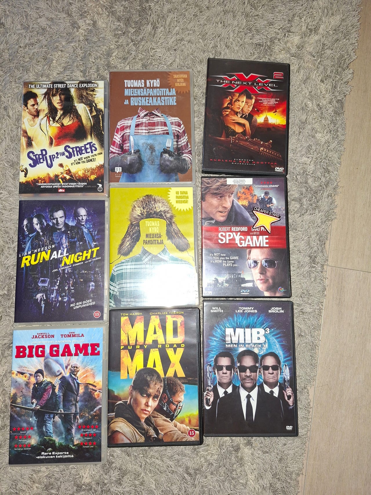 DVD-elokuvapaketti 9 kpl