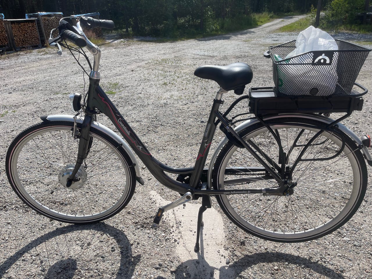 Helkama sähköpyörä