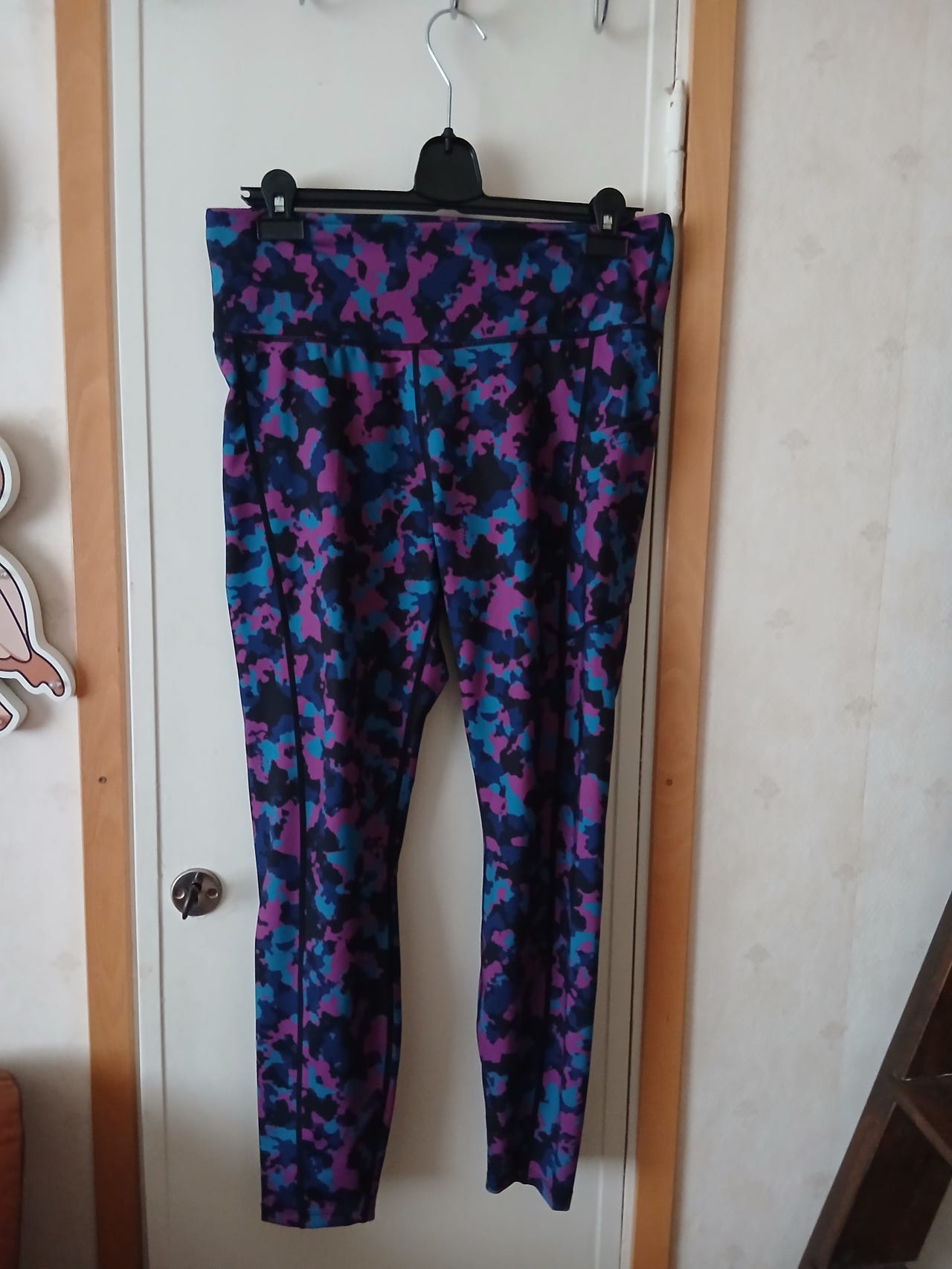 Naisten legginsit