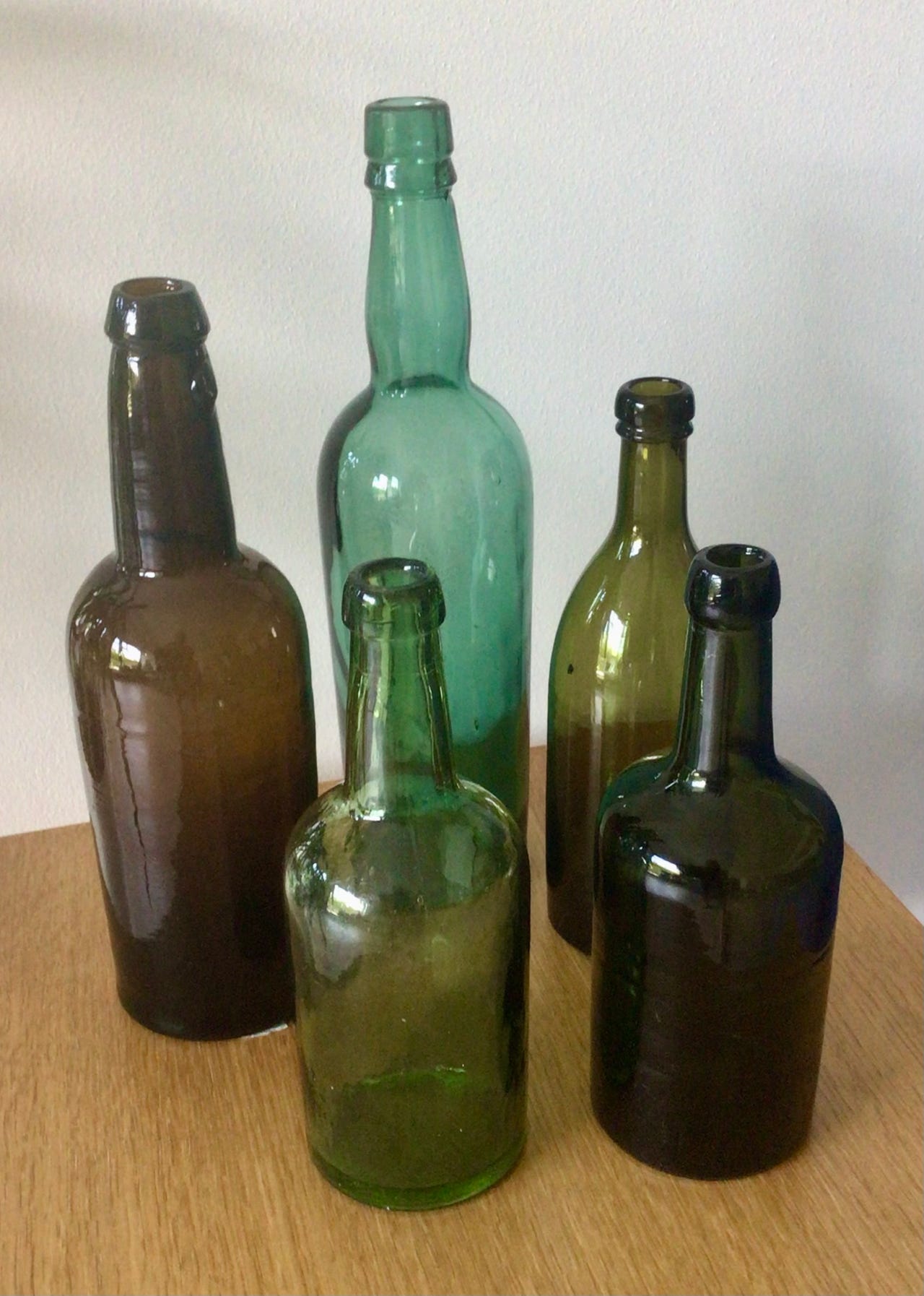 Vanhoja pulloja